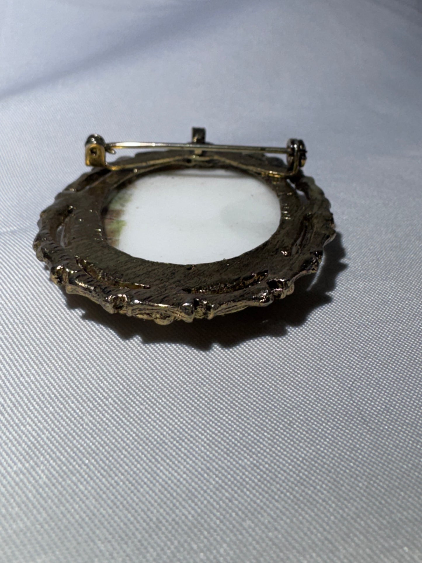 Vintage French Limoges Porcelain Miniature Brooch – Classical Mythology Scene – Ornate Gold-Tone Frame