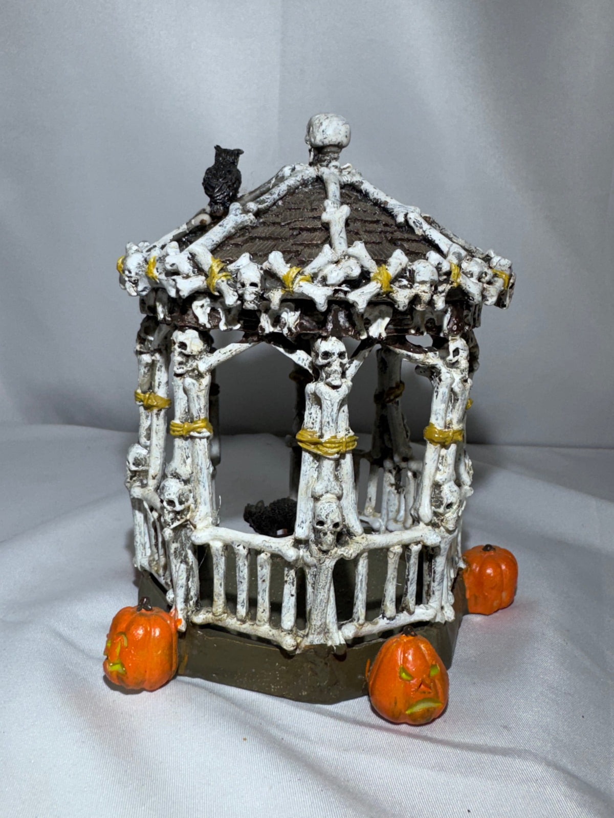 Lemax Spooky Town Skeleton Gazebo #73609 — Retired 2007 Halloween Village