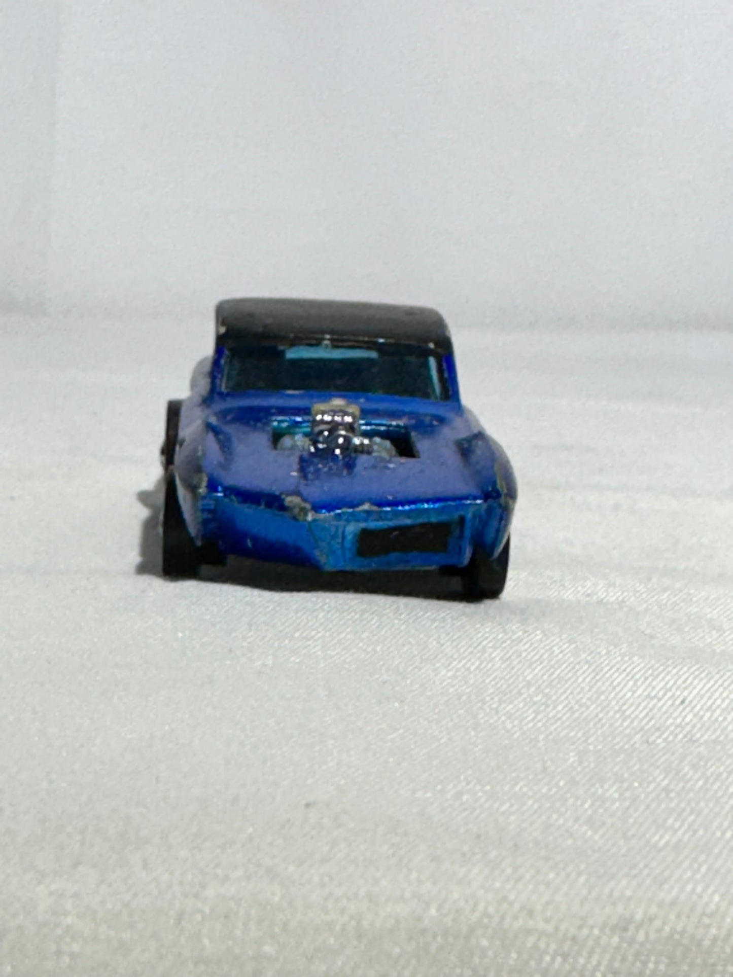 Hot Wheels Python – 1968 Redline – Blue – Sweet 16 Series