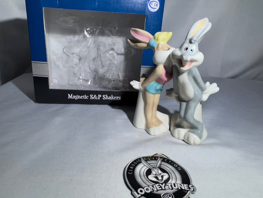 Vintage 2016 Looney Tunes Lola Bunny & Bugs Bunny Magnetic Salt & Pepper Shaker Set – Westland Giftware