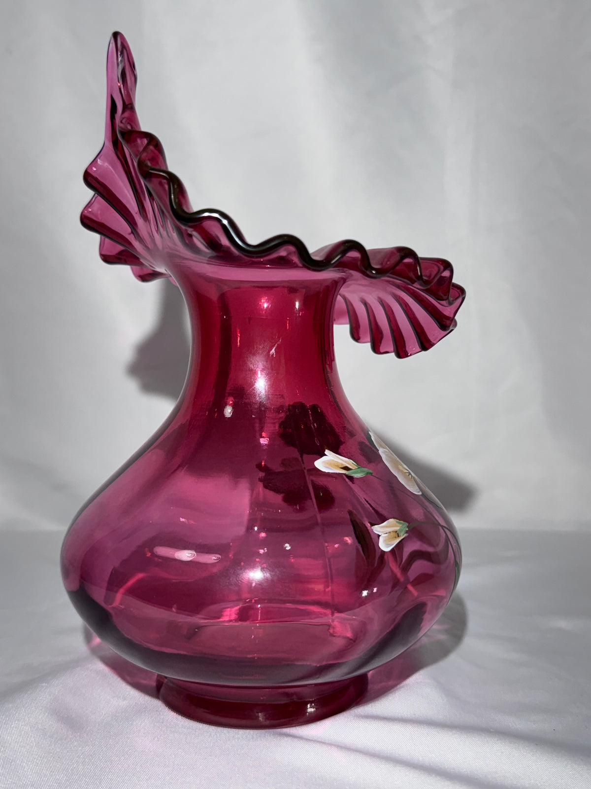 Vintage Fenton Cranberry Jack-in-the-Pulpit Vase – Hand-Painted Pansies – D. Cutshaw – 8.5”