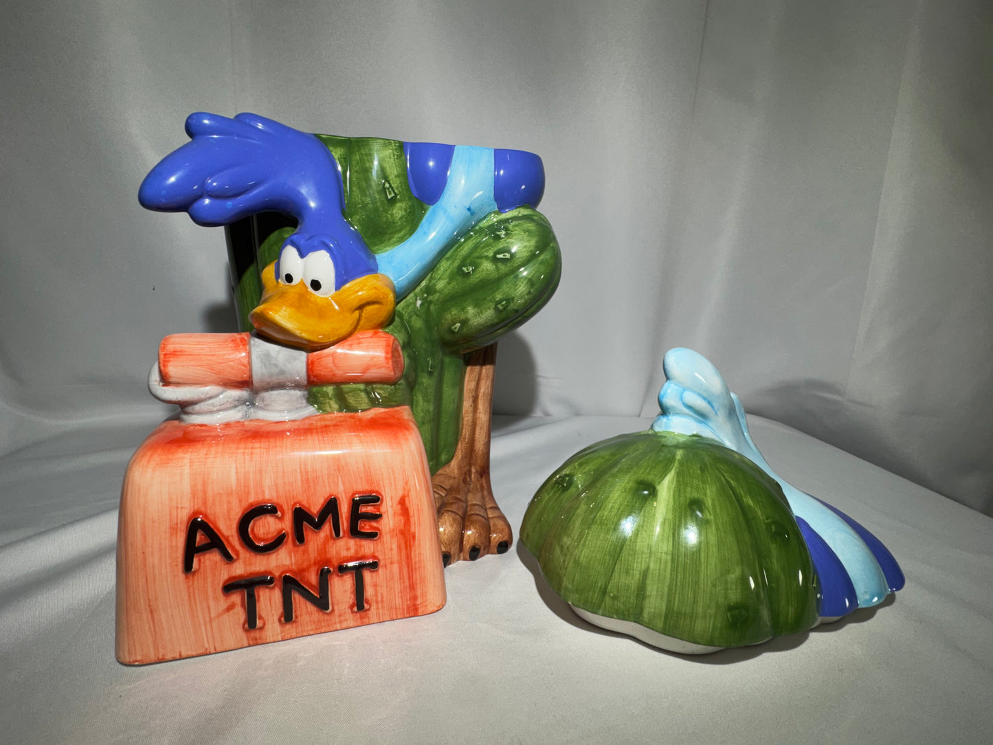 Rare Vintage 1993 Warner Bros Road Runner Cookie Jar ACME TNT Cactus Ceramic w/ Box