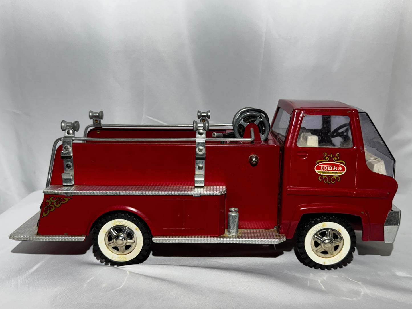 Vintage Tonka No. 926 Gas Turbine Pumper Fire Truck w/ Box Hose Hydrant 1967-68 No Ladder