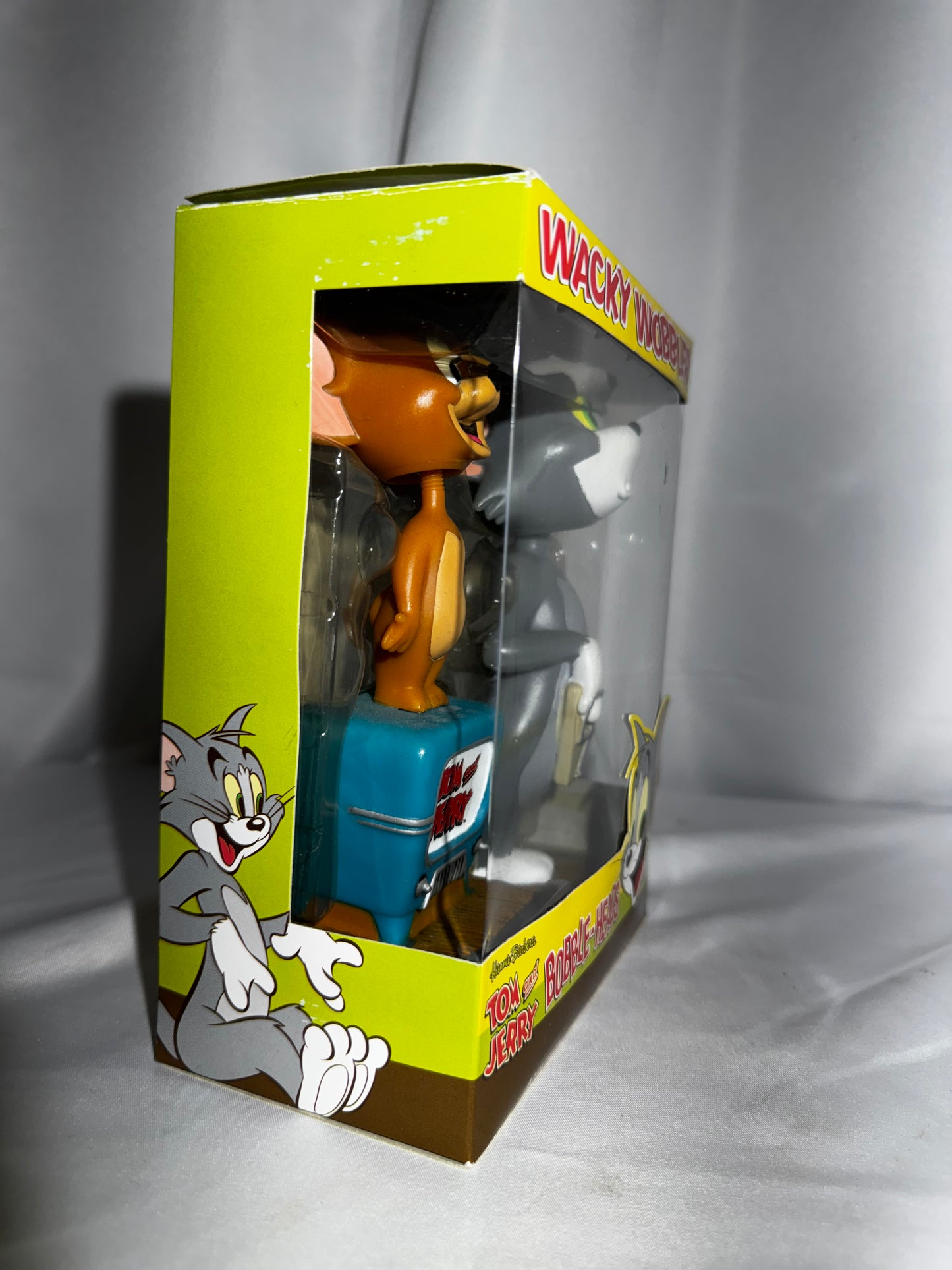 Funko Wacky Wobbler Tom & Jerry 2-Piece Bobblehead Set – Hanna-Barbera – Vaulted Collectible