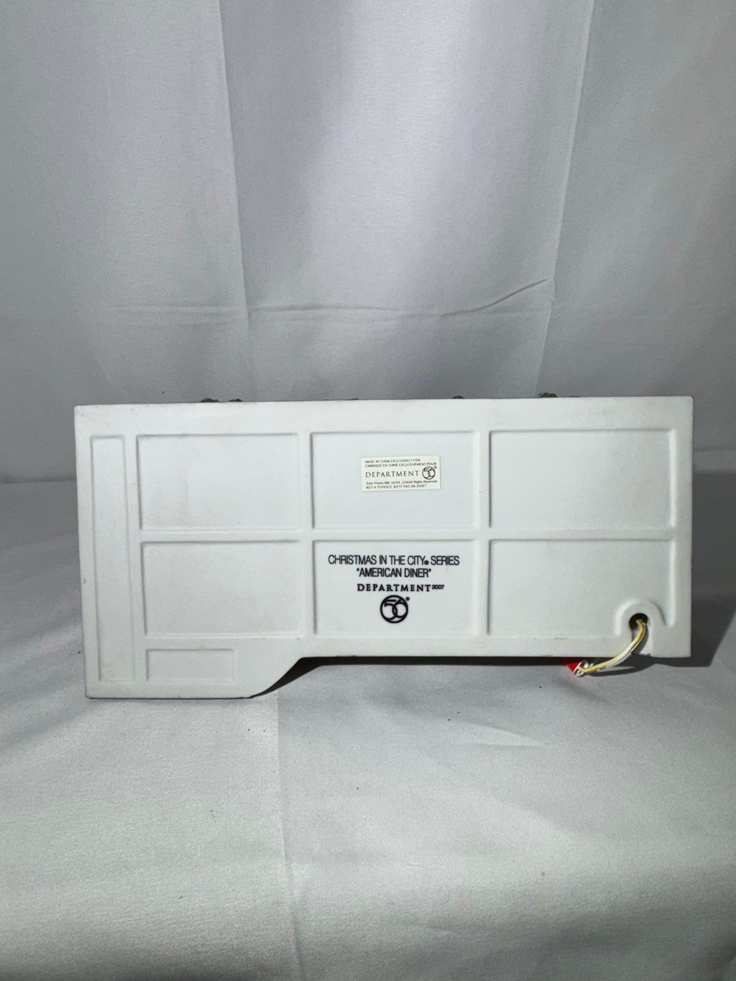 Department 56 “American Diner” – Christmas in the City Series (#799939)