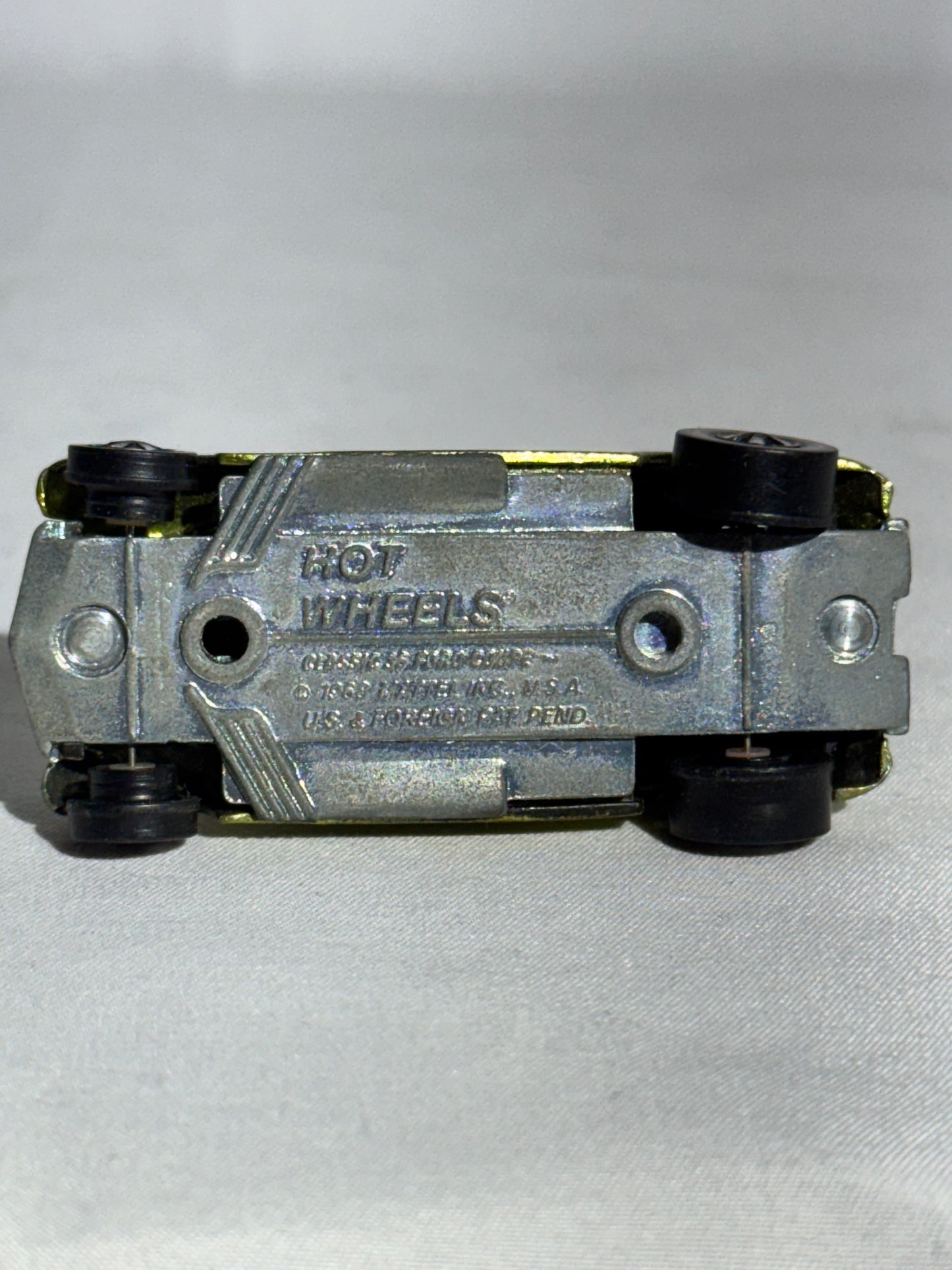 Hot Wheels Redline Classic ’36 Ford Coupe Antifreeze Lime