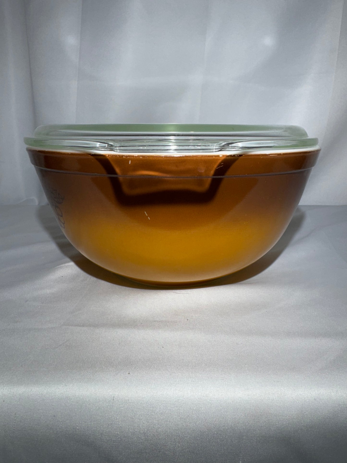 Vintage Pyrex Old Orchard 2 #403 2.5-Quart Mixing Bowls with 475-C26 Glass Lid