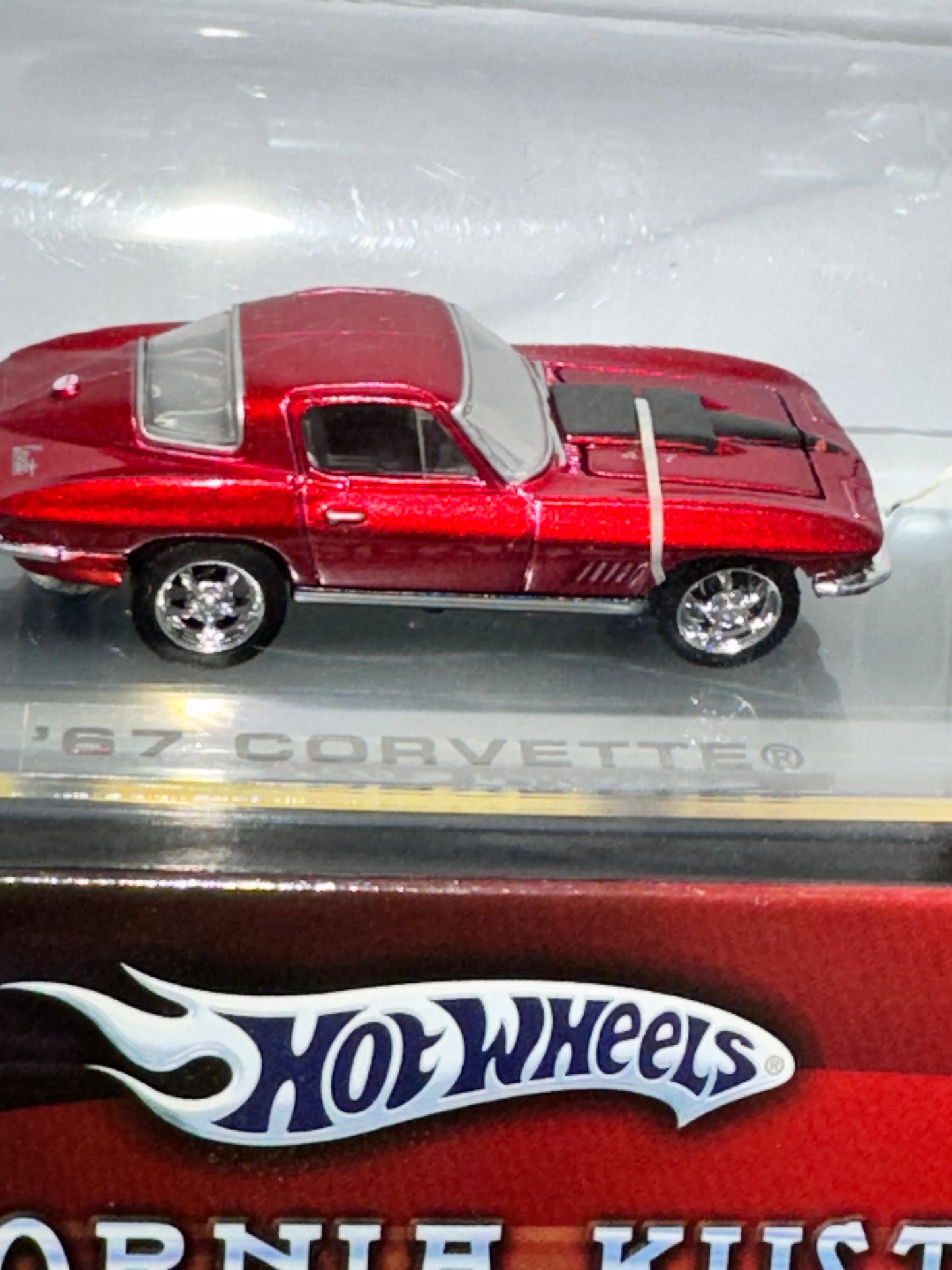 Hot Wheels Kalifornia Kustoms – ’67 Corvette by Mattel (2005).