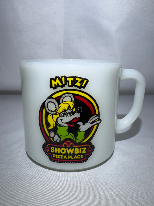 Vintage 1980s ShowBiz Pizza Place Mitzi Mozzarella Milk Glass Mug – Rock-afire Explosion