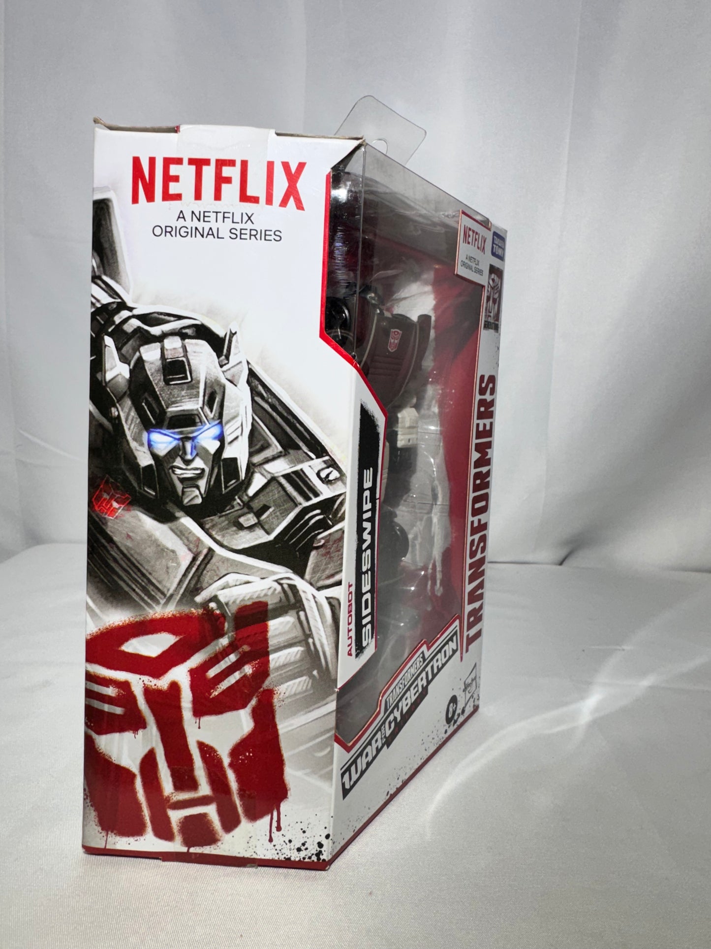 Transformers Generations War for Cybertron Netflix Edition Deluxe Class Sideswipe