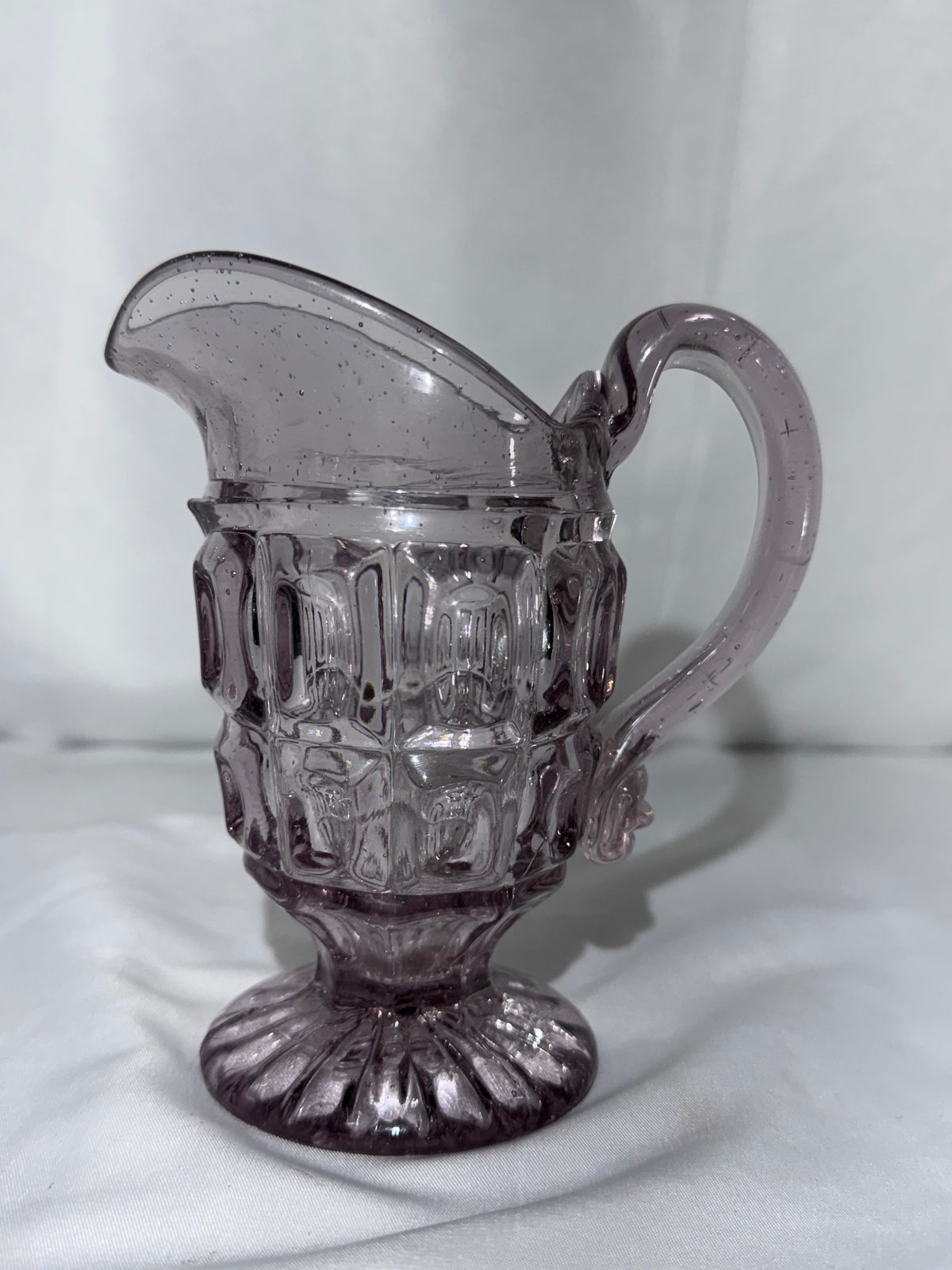 Vintage EAPG Pitcher / Jug – Neodymium Seedy Glass