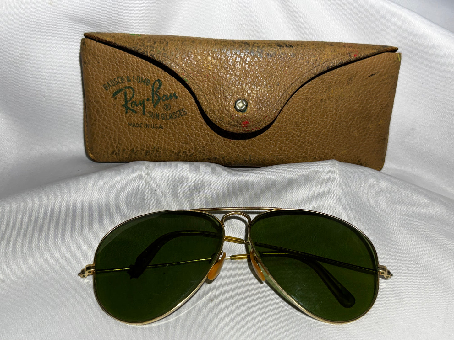 Vintage B&L Ray-Ban Aviator Sunglasses Green Glass Lens 12K GF w/ Original Case