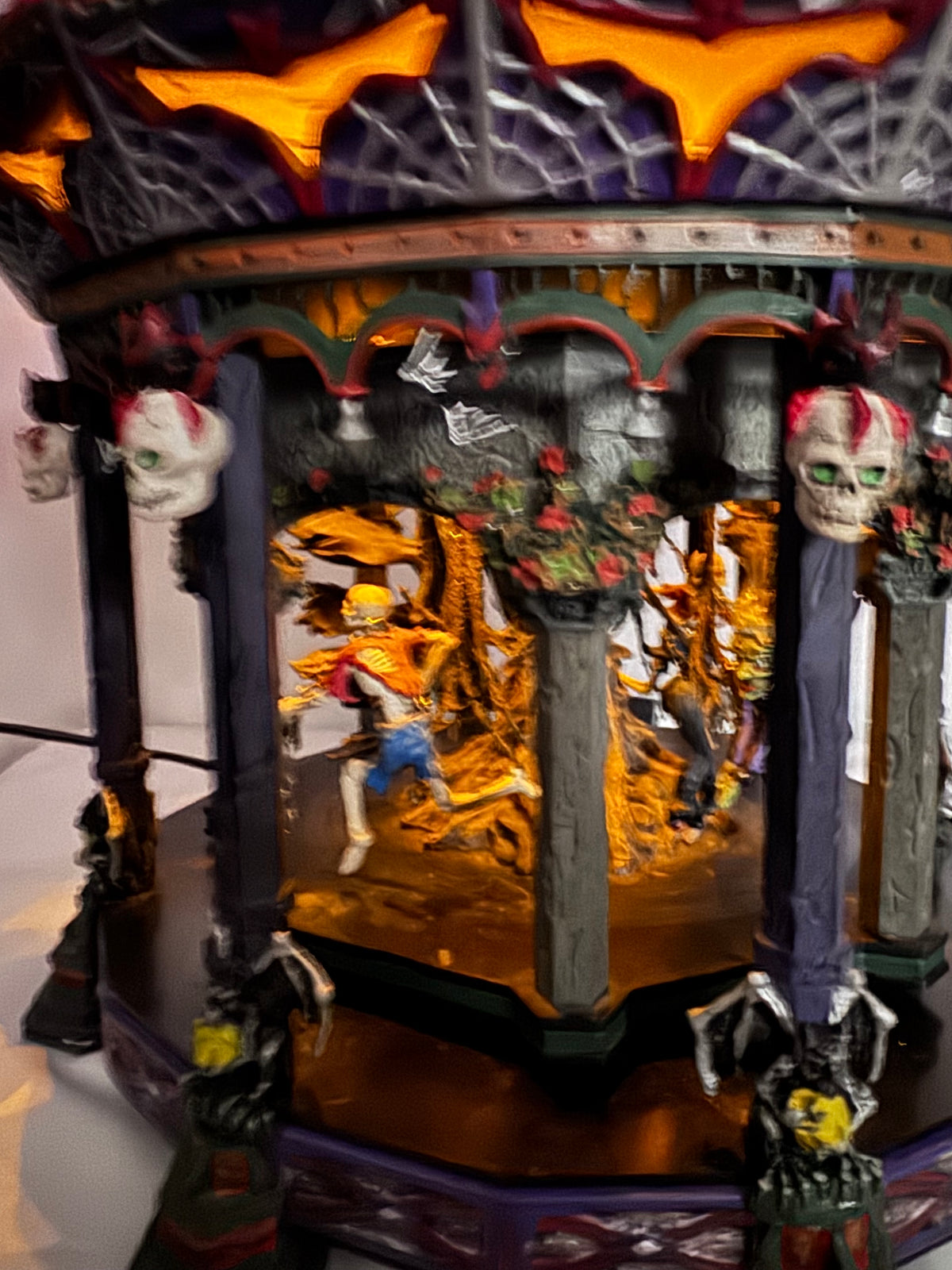 Department 56 Snow Village Halloween Ghostly Carousel #56.55317 – Retired 2002–2005