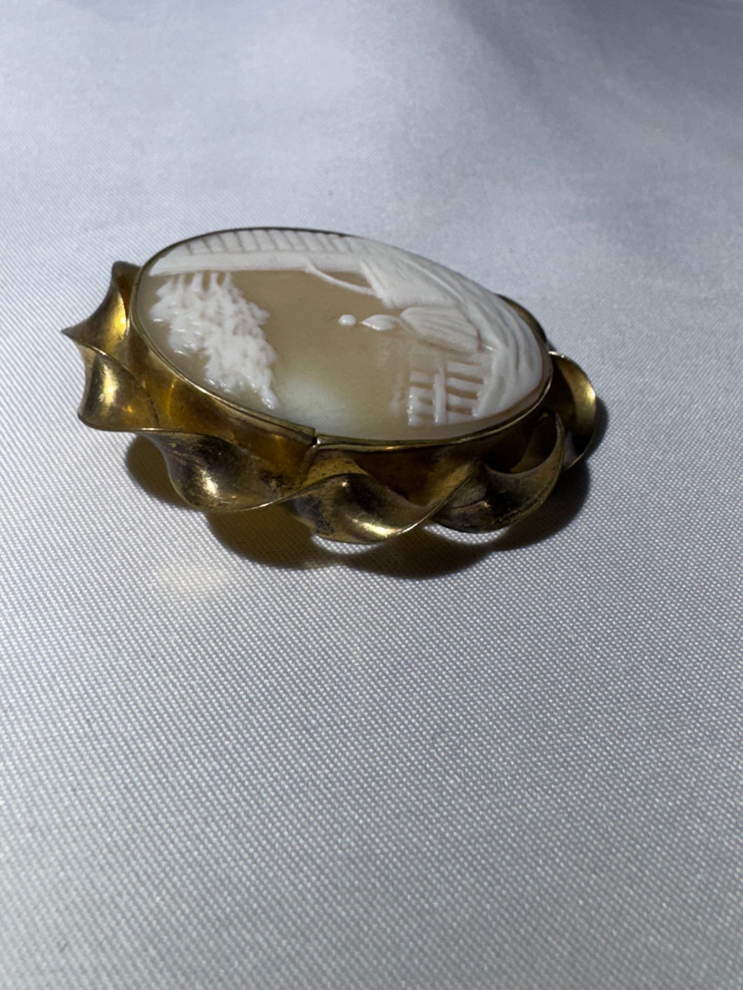 Antique/Vintage Victorian-Style Carved Shell Cameo Brooch – Rebecca at the Well – Gold-Tone Frame