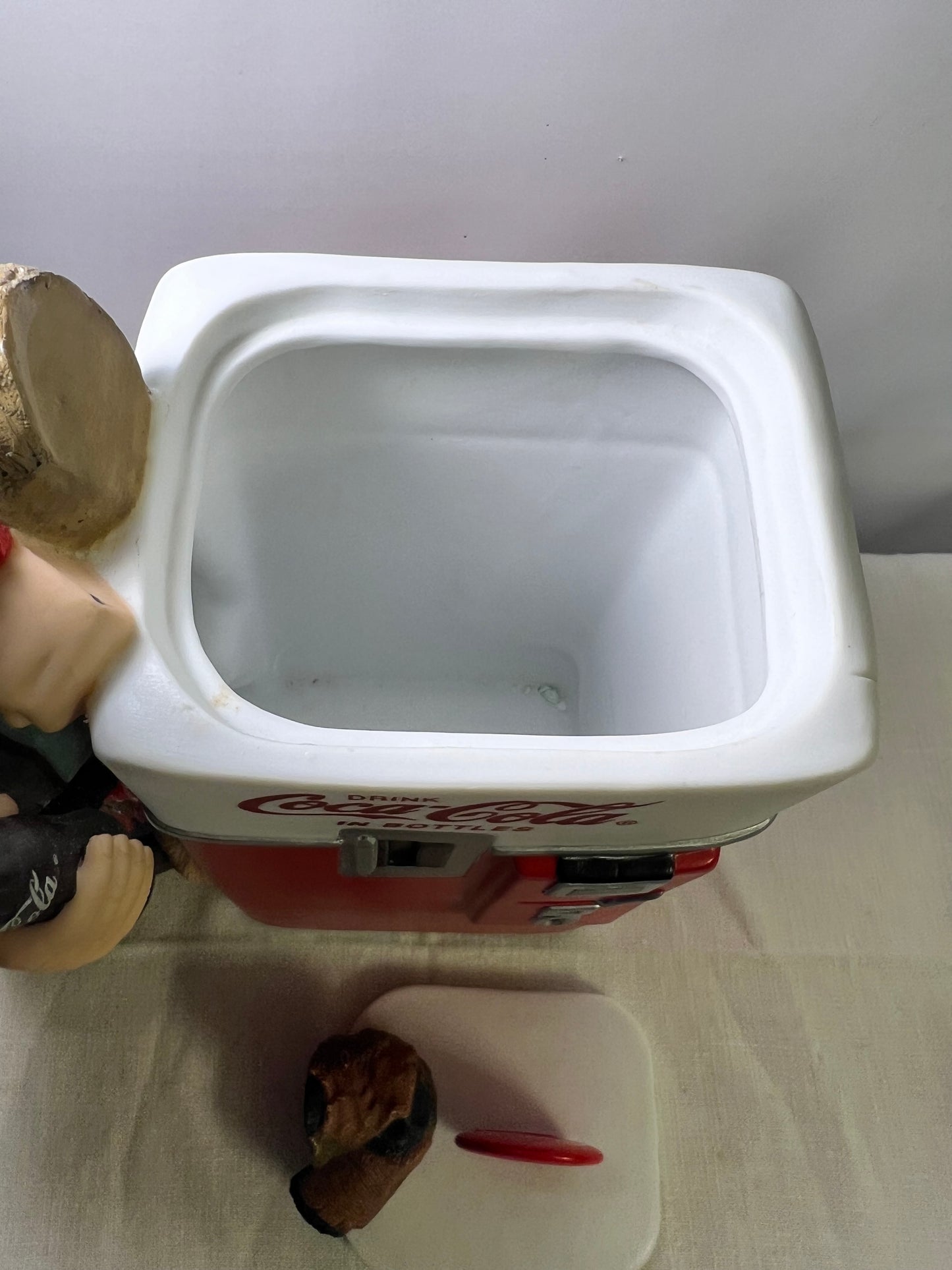 Emmet Kelly-Refresh You Best-sad Hobo clown- Coca-Cola Machine- limited edition 72/5,000 - signed
