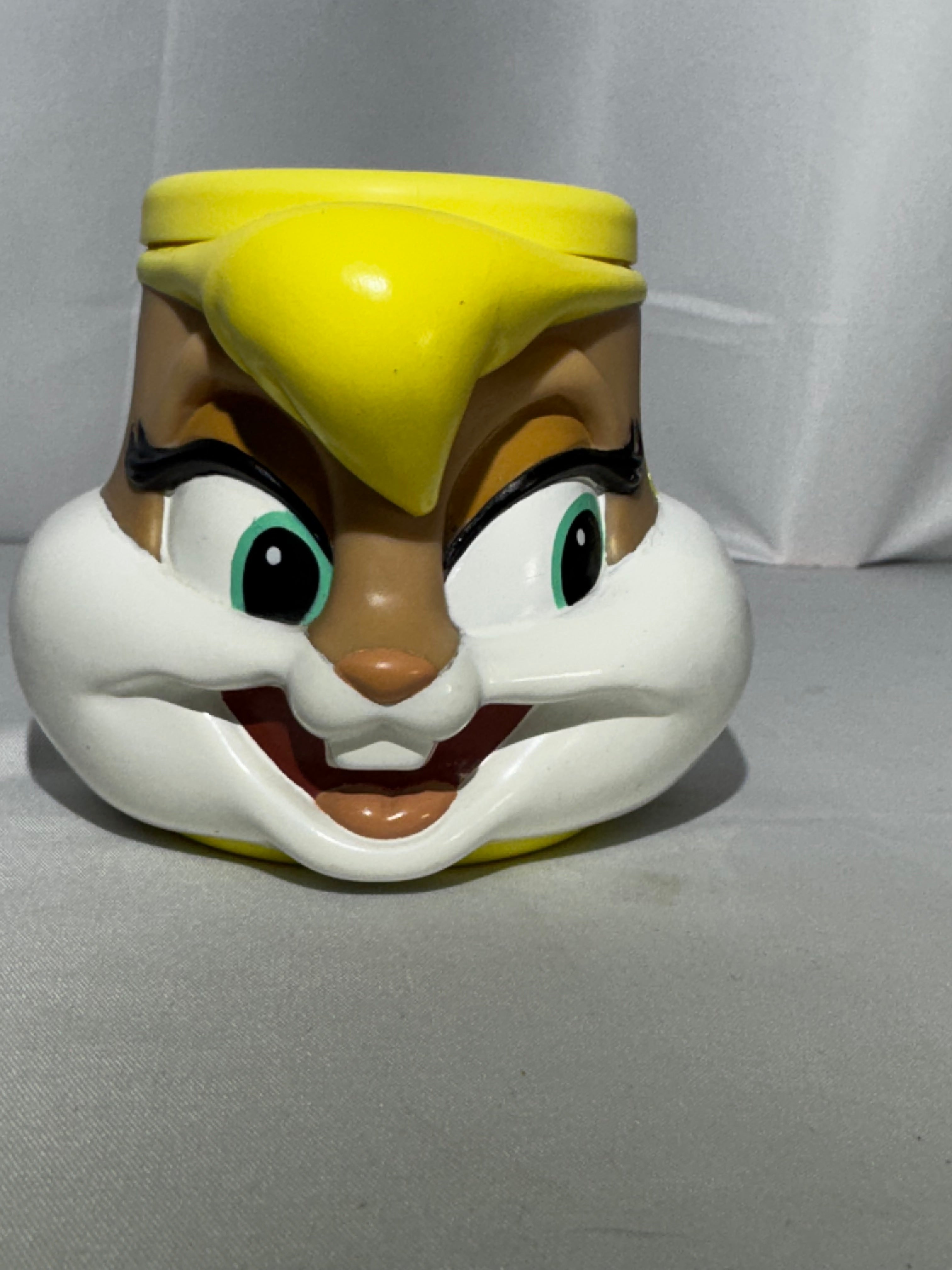Looney Tunes – Timeless Treasures Hub