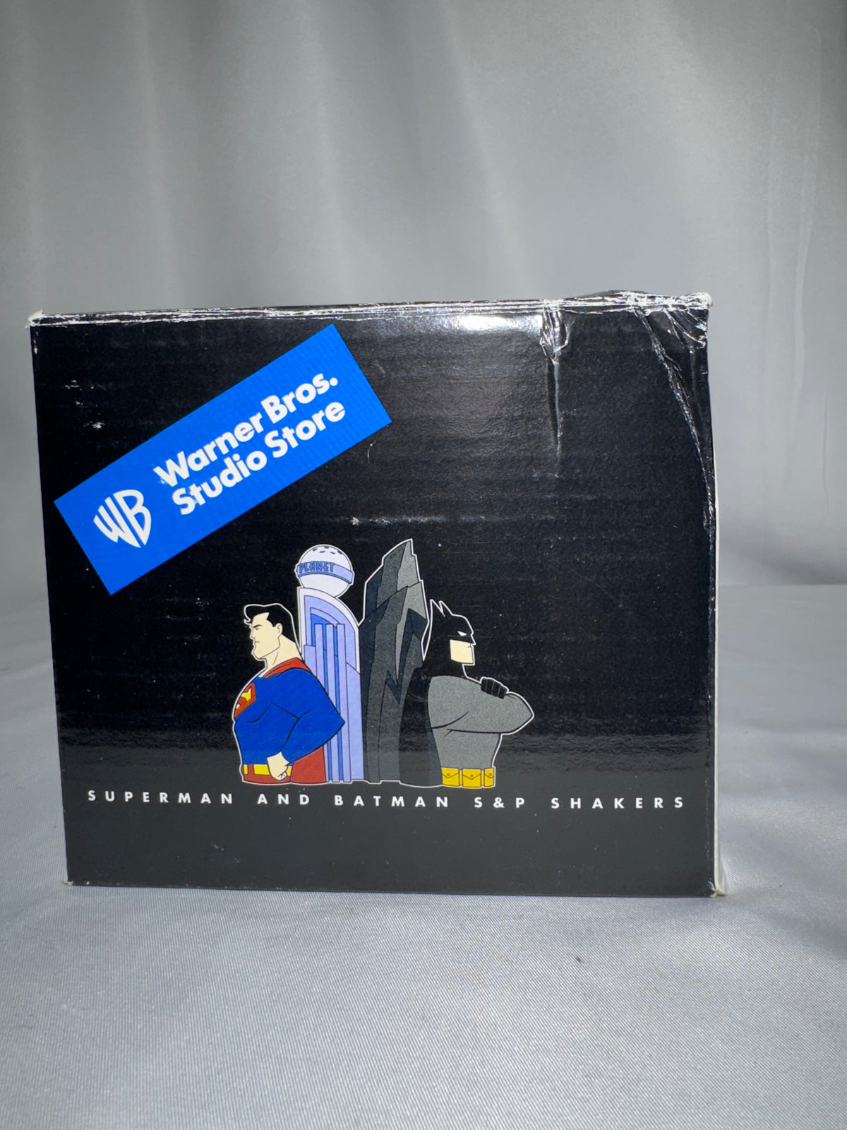 1999 DC Comics Batman & Superman Back-to-Back Salt & Pepper Shakers – Warner Bros. Studio Store