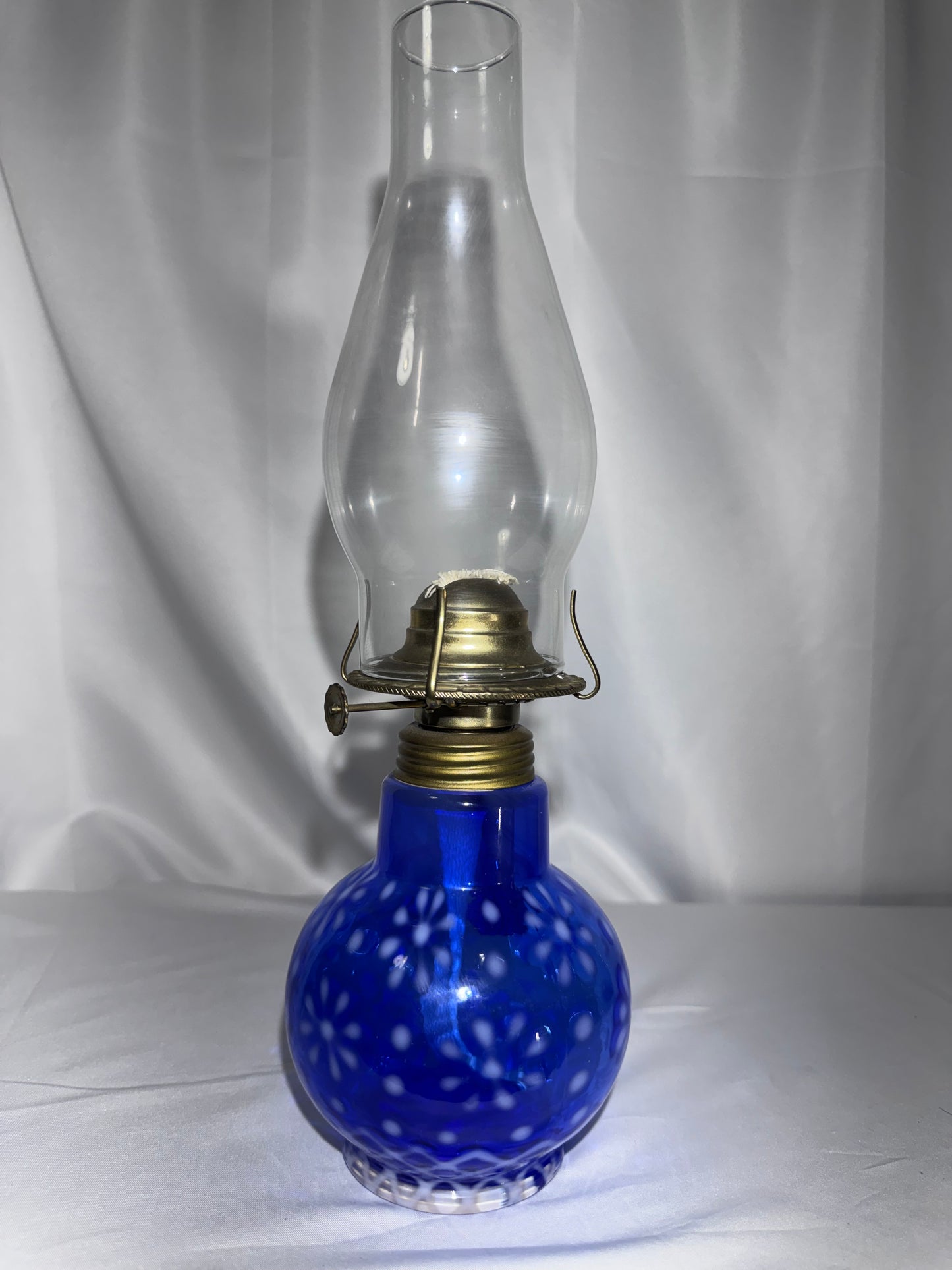 Vintage Cobalt Blue Opalescent Glass Finger Oil Lamp – Snowflake Pattern – 14”
