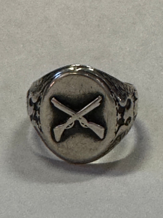 Vintage Size 8 Military Crossed Rifles Ring Sterling Silve Infantry Band