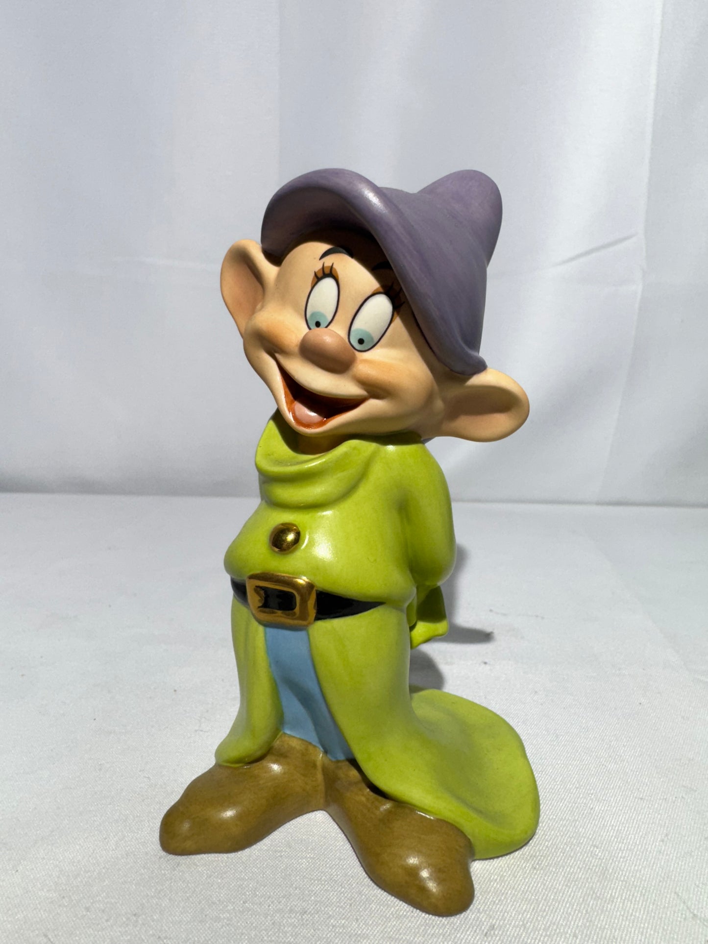 Classic Walt Disney Collection – Dopey “Gleeful Grin” Figurine (Item #4009982, 2009)