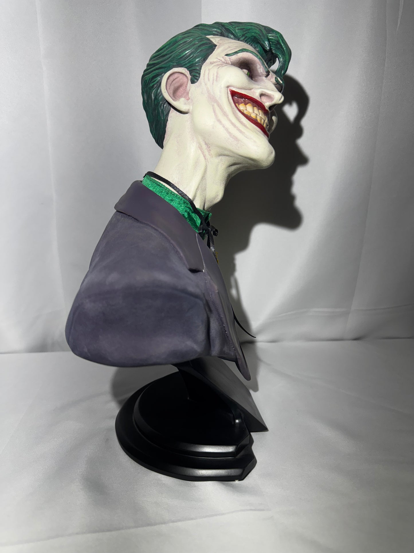 The Joker 1:2 Scale Bust 'Don't Let the Smile Fool you" #487/1000 DC Comics