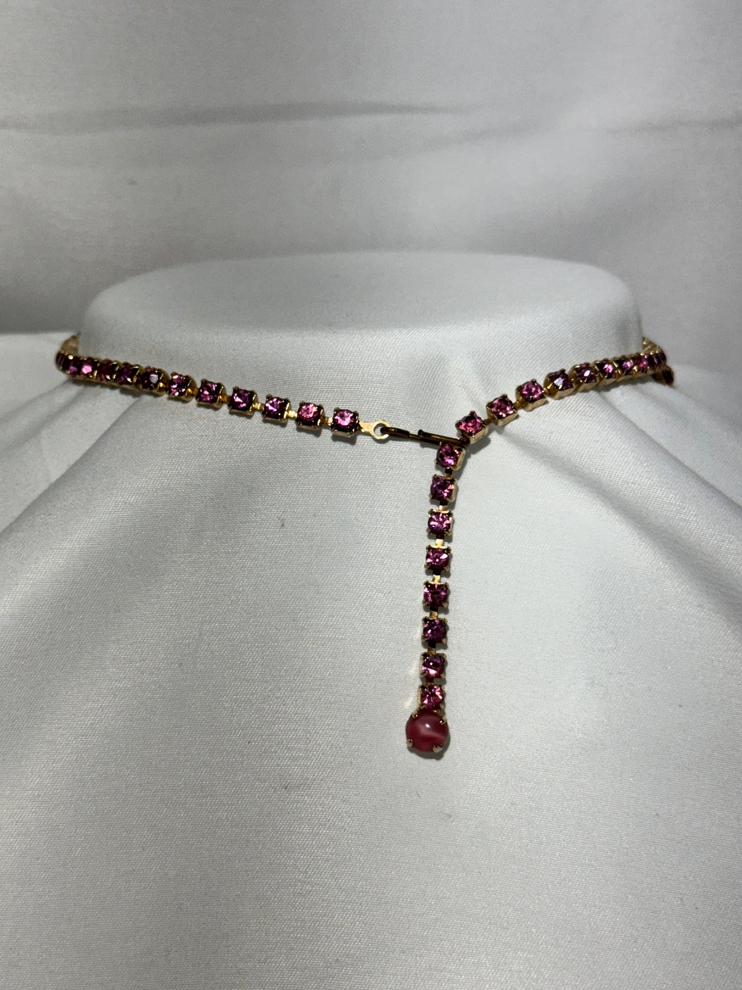 Vintage Pink Rhinestone Necklace with Cabochon Stone & Gold-Tone Setting – Adjustable 15” Length with Five Dangles