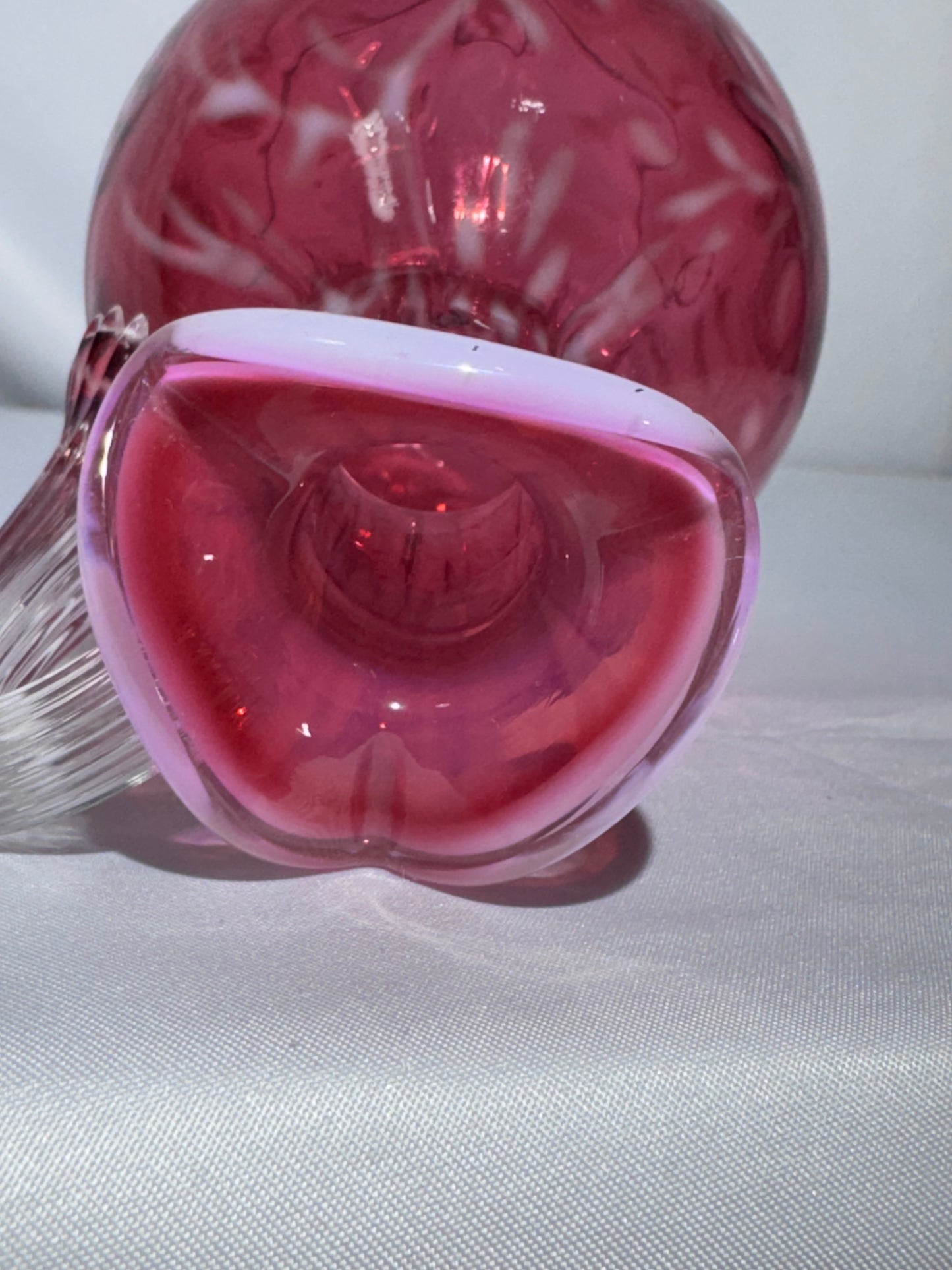 Vintage Cranberry Opalescent “Daisy & Fern” Glass Cruet – 7” – Faceted Stopper