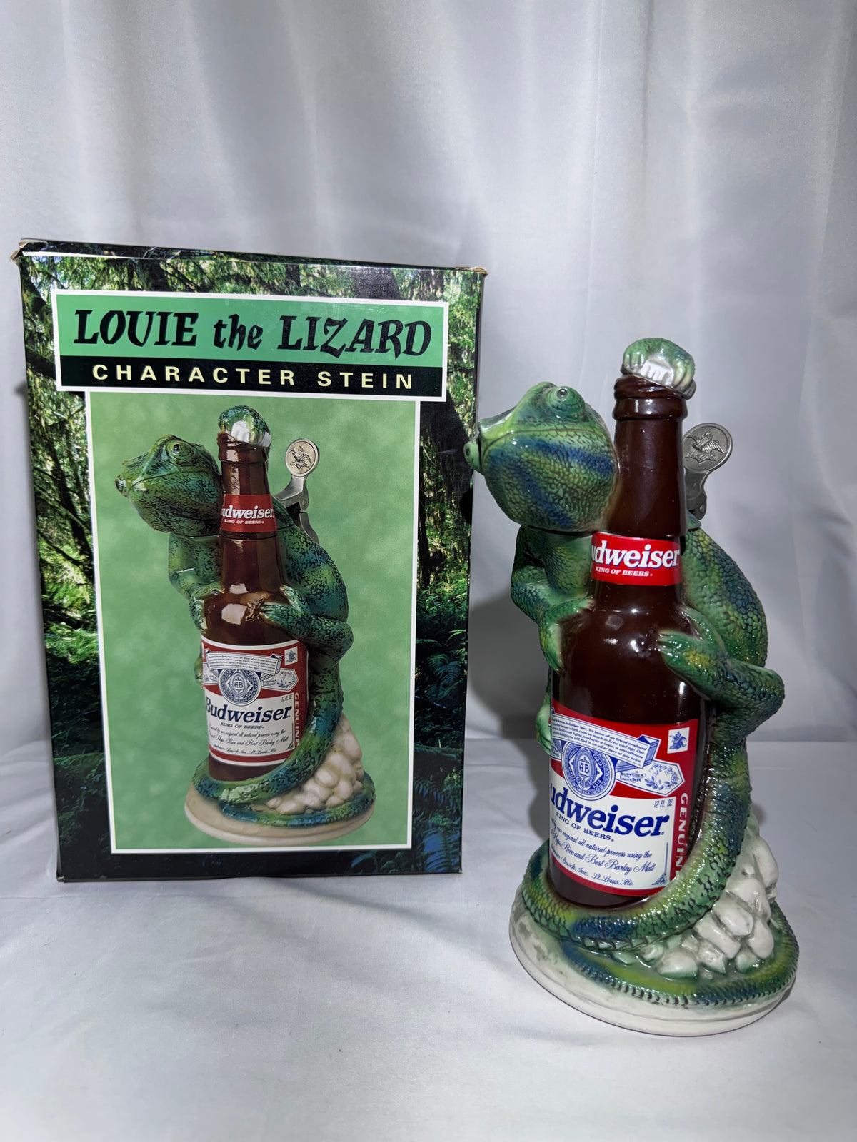 Vintage 1997 Budweiser Louie the Lizard Character Stein CS344 – Ceramarte Brazil – Boxed