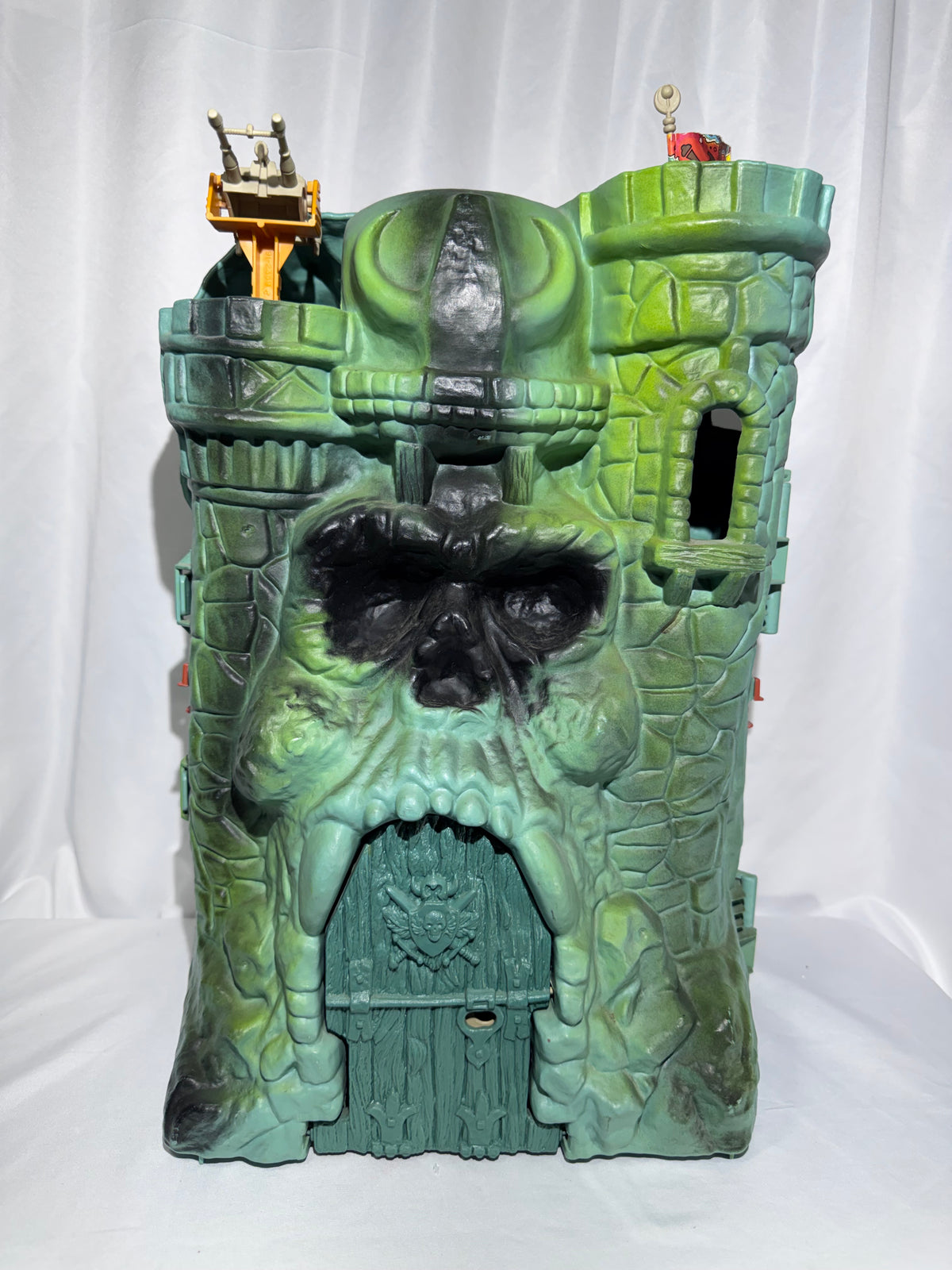 Vintage 1982 Mattel Masters of the Universe Castle Grayskull Playset – Original Accessories & Instructions