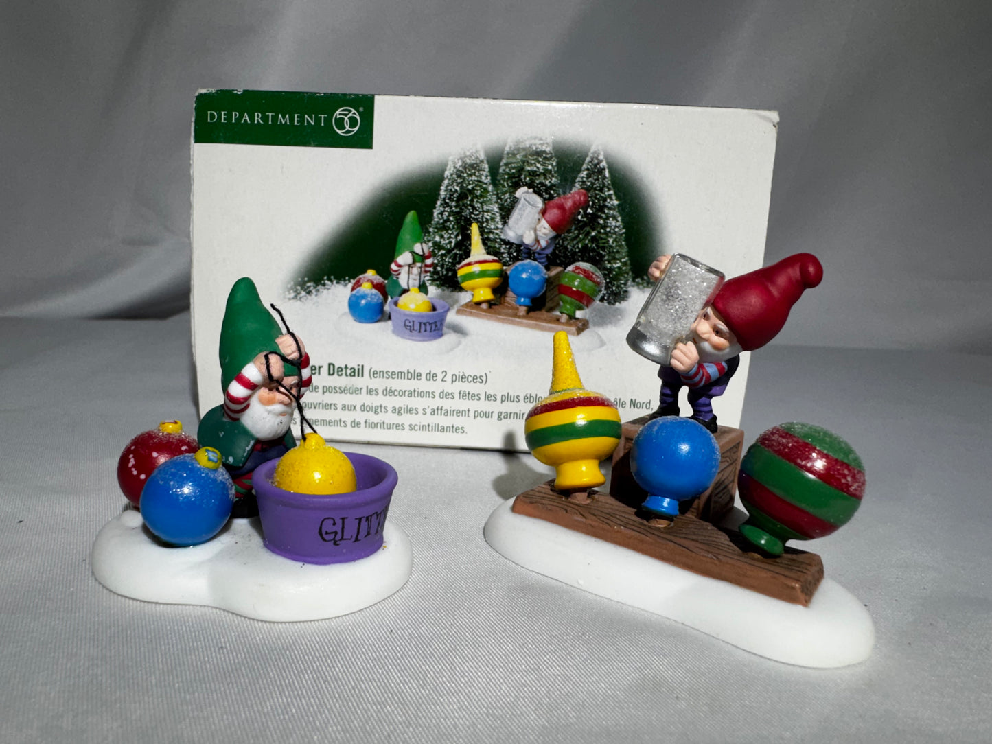 Department 56 North Pole Village Glitter Detail #56.56812 Retired Accessory Set w/ Box Repaired