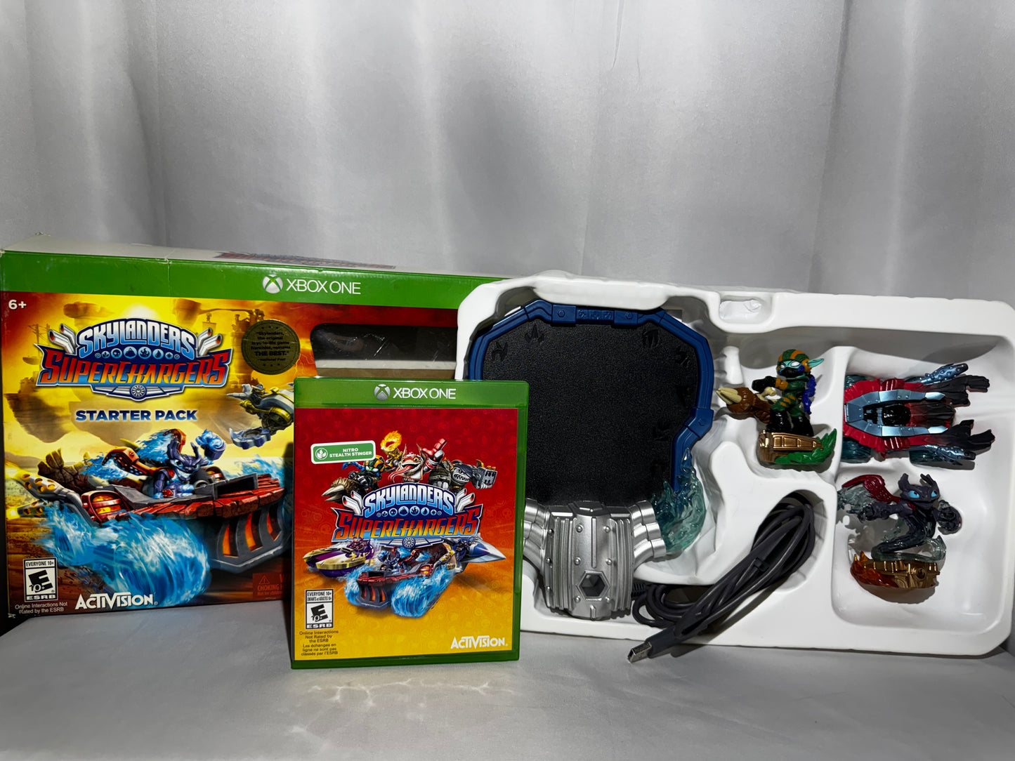 Skylanders SuperChargers Starter Pack Xbox One 2015 Spitfire Stealth Elf Hot Streak