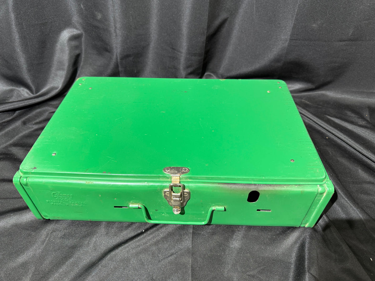 Vintage 1974 Coleman 425E499 Two-Burner Liquid Fuel Camp Stove with Original Box