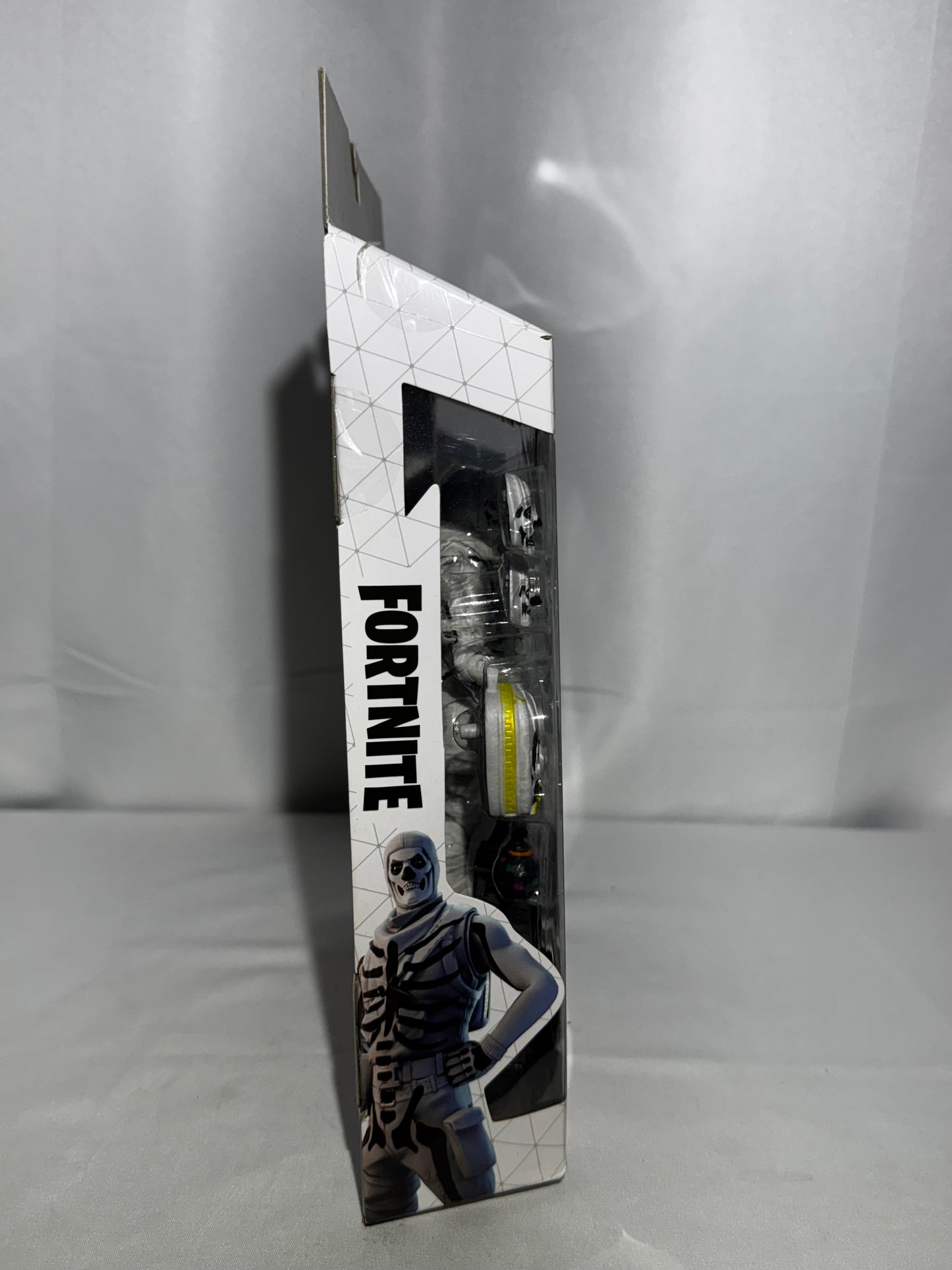 Fortnite Legendary Series Skull Trooper (Inverted) Action Figure – 6” – 2021
