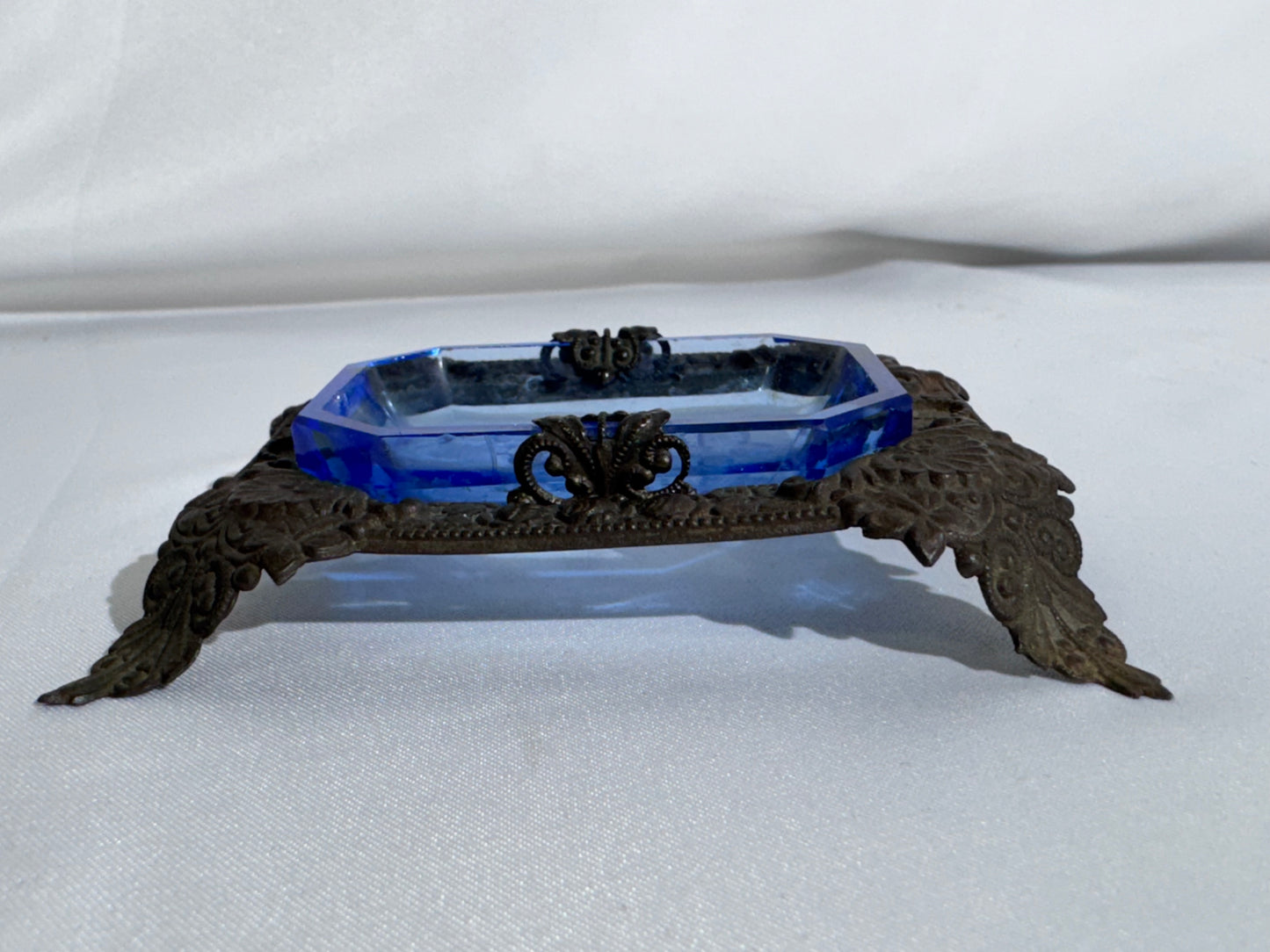 Vintage Art Deco Bohemian Intaglio Glass Open Salt Cellar – Soccer Theme – Ornate Metal Holder – 1920s–1930s