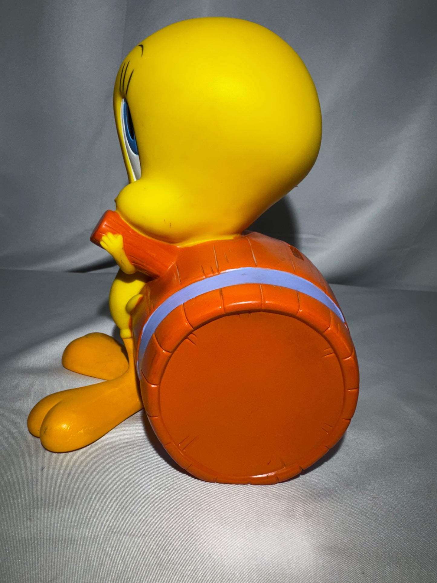 1997 Applause Tweety Bird Piggy Bank Warner Bros Looney Tunes Vinyl 7.5” Vintage