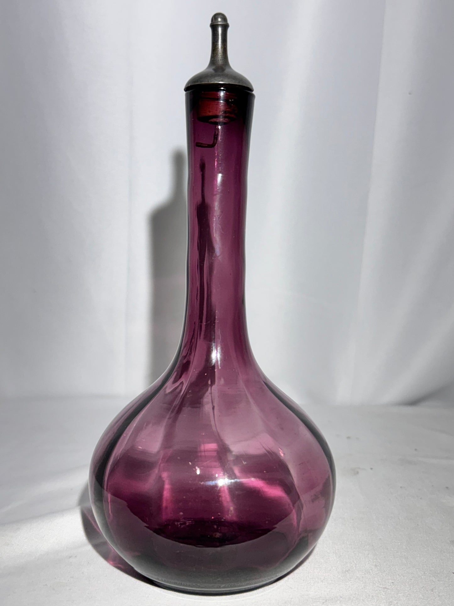 Vintage Amethyst Glass Decanter / Barber Bottle with Stopper – 19th Century Style