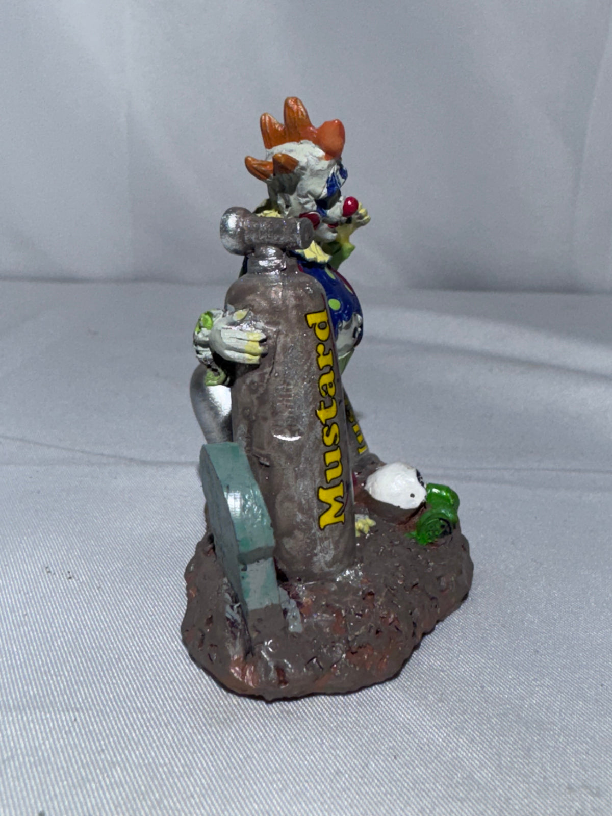 Lemax Spooky Town Balloon Clown #32103 – 2013 Halloween Figurine