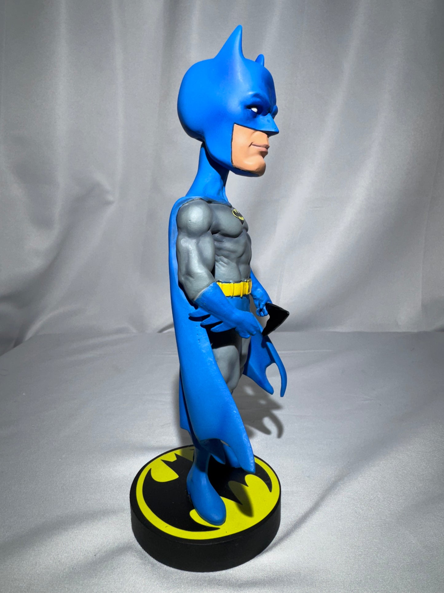 NECA DC Originals Batman Head Knocker 8” Bobblehead Blue Gray Suit Resin