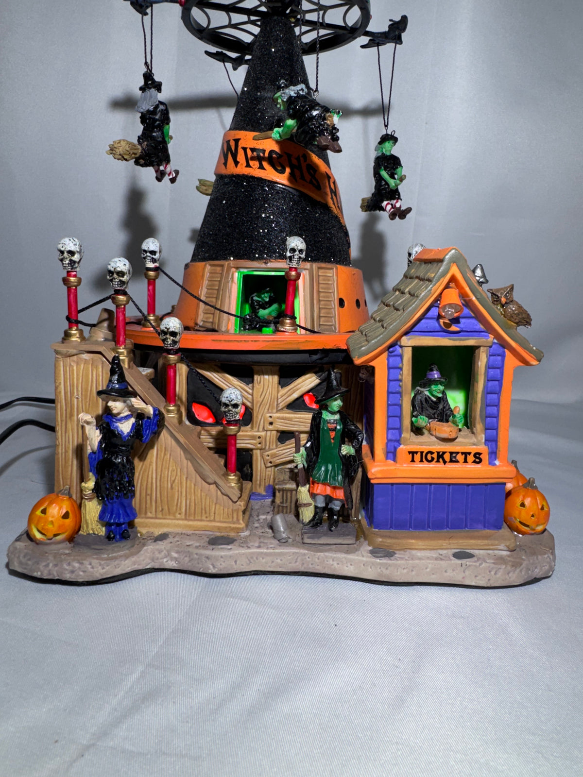 Lemax Spooky Town Witch’s Hat Carnival Ride #84744 – Retired 2008 – Halloween Village