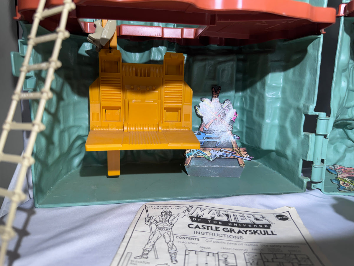 Vintage 1982 Mattel Masters of the Universe Castle Grayskull Playset – Original Accessories & Instructions