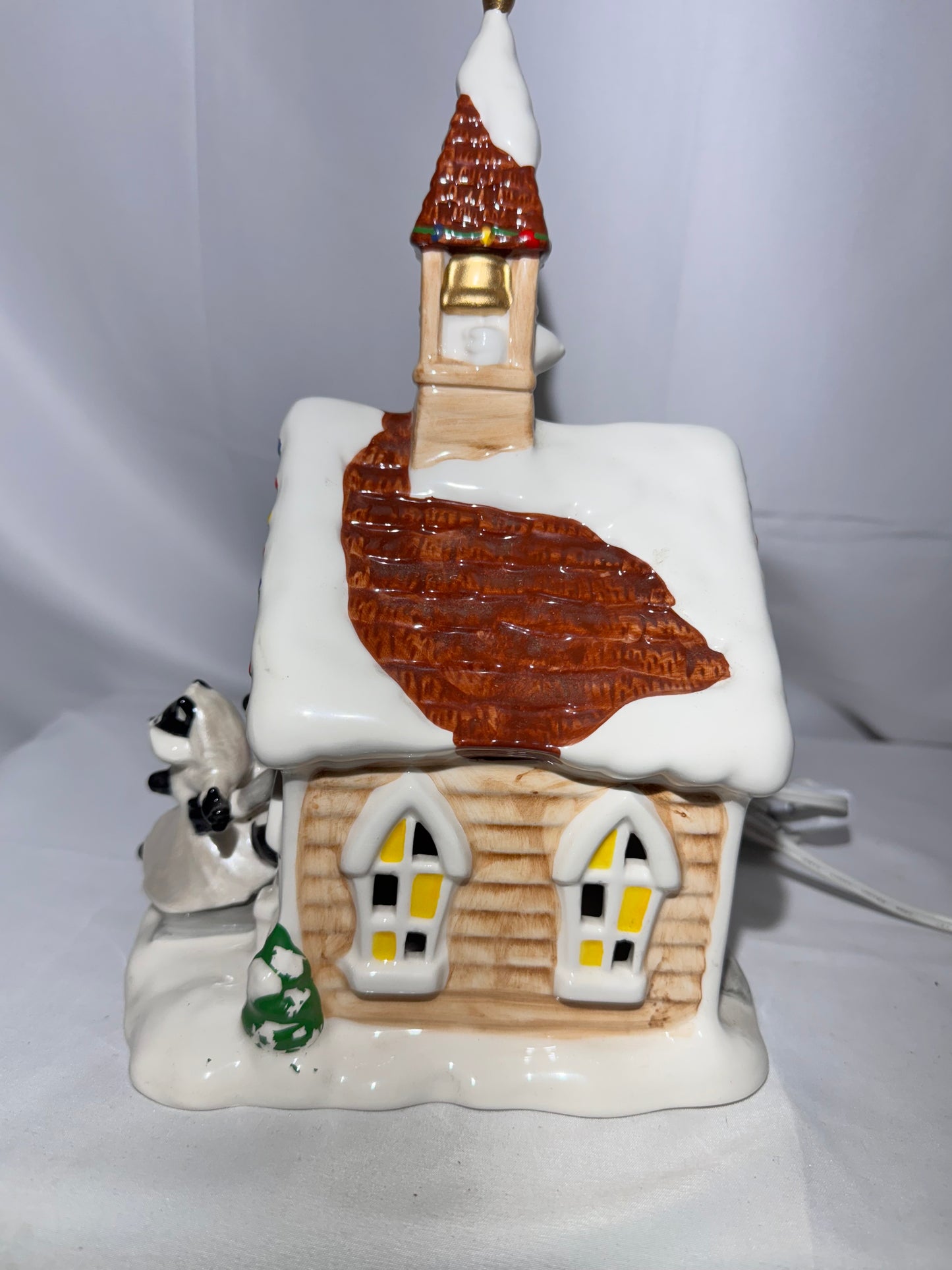 Looney Tunes Christmas Village Church – Penelope Wedding & Sam Sheepdog Warner Brothers