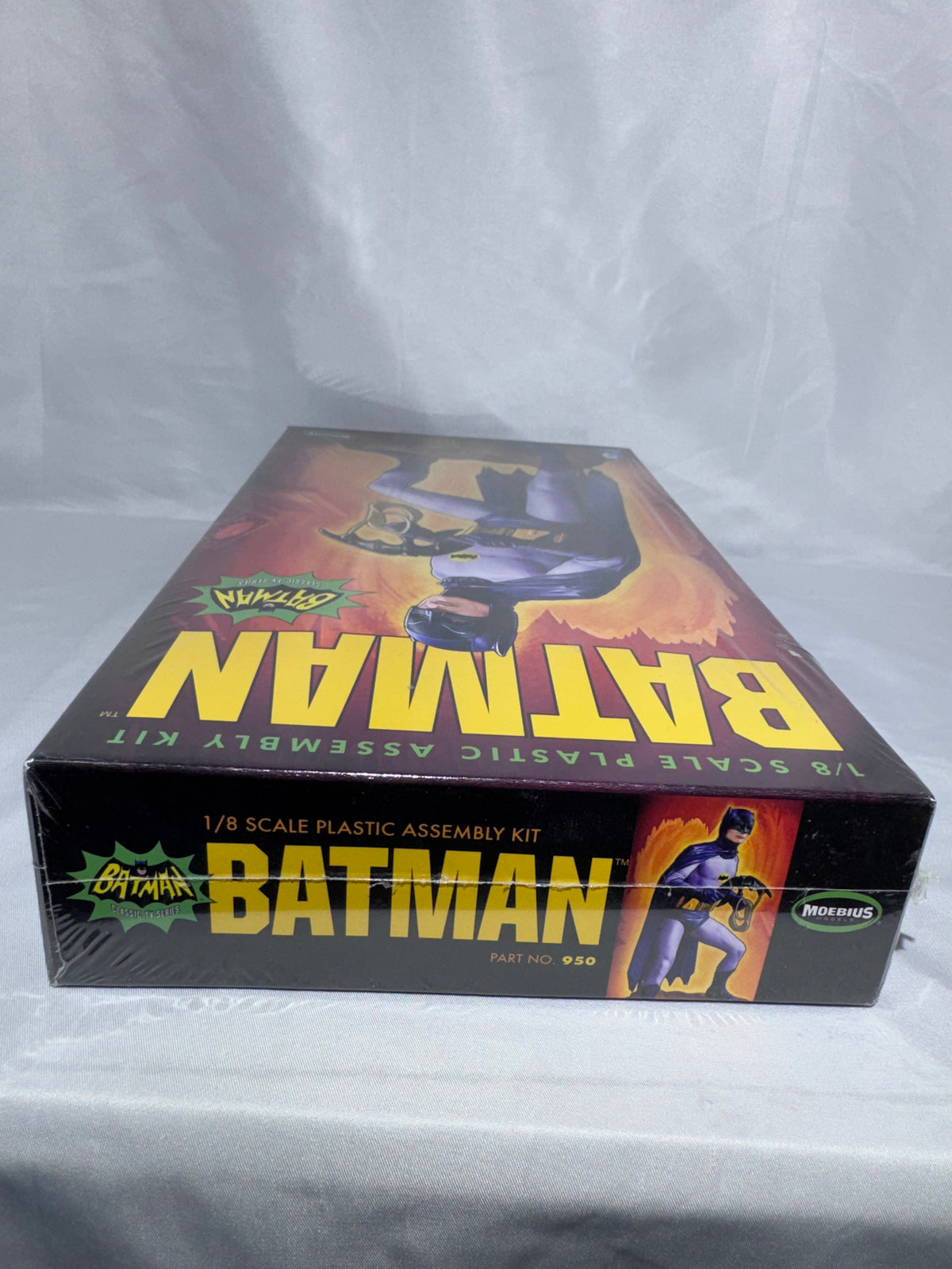 Moebius Models 1:8 Scale 1966 Batman TV Series Model Kit #950 – Adam West – Factory Sealed