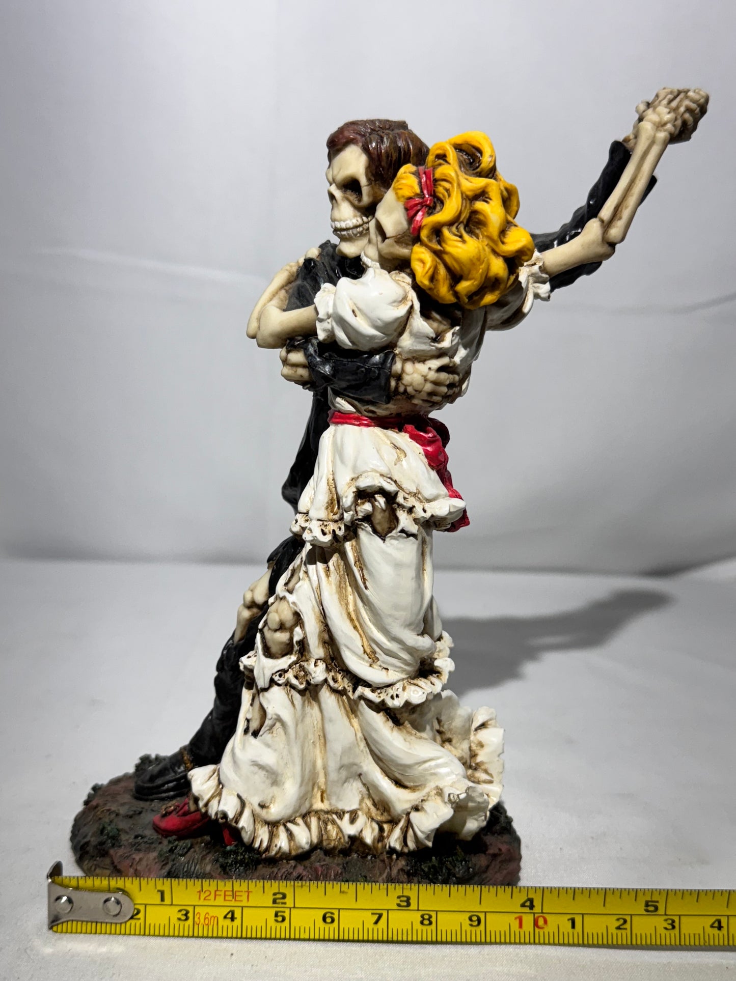 Dancing Skeleton Bride & Groom Figurine – Gothic / Day of the Dead Style - Summit Collection