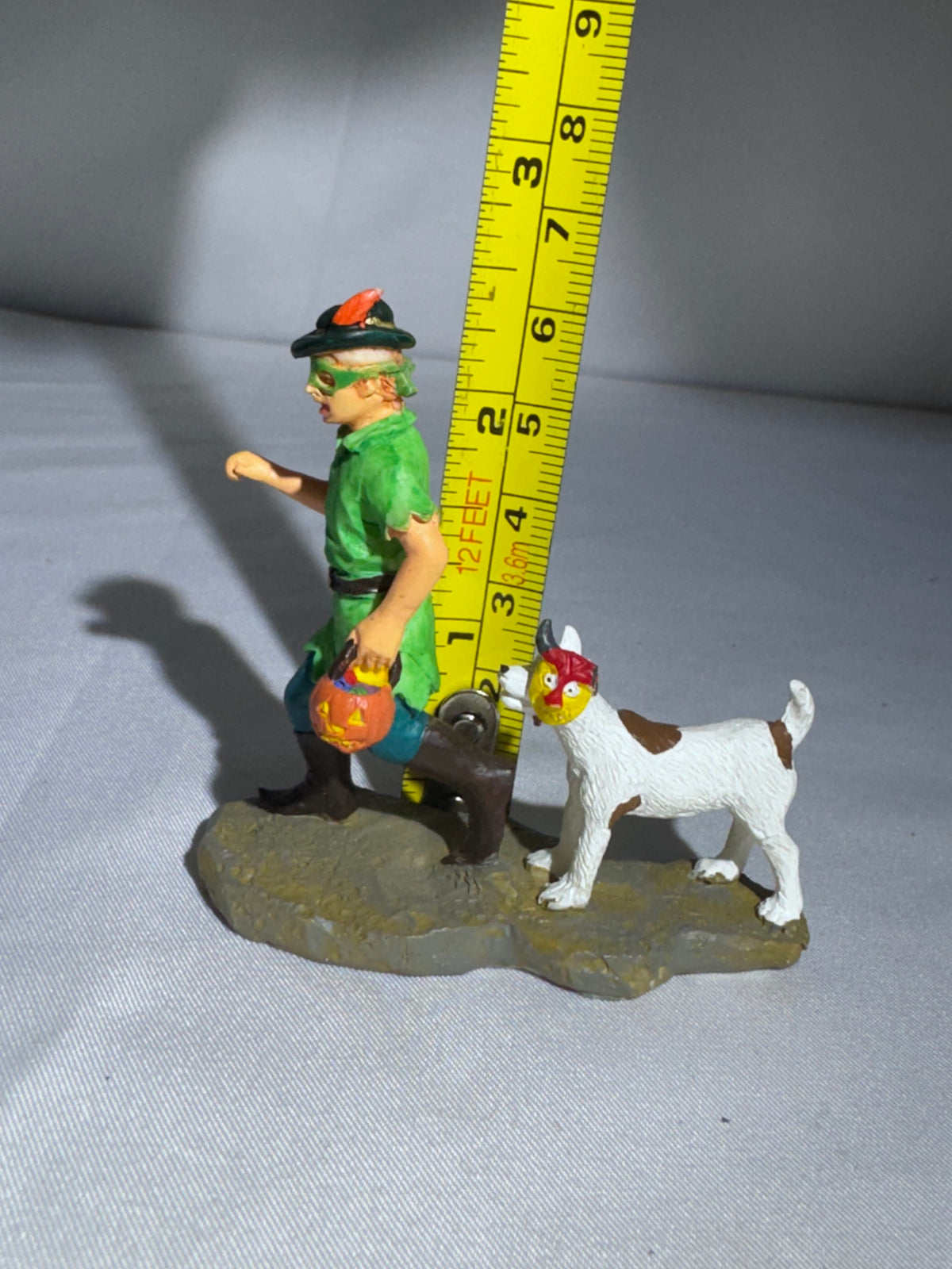 LEMAX Spooky Town Trick or Treating Fun #42217 – 2014 Halloween Figurine