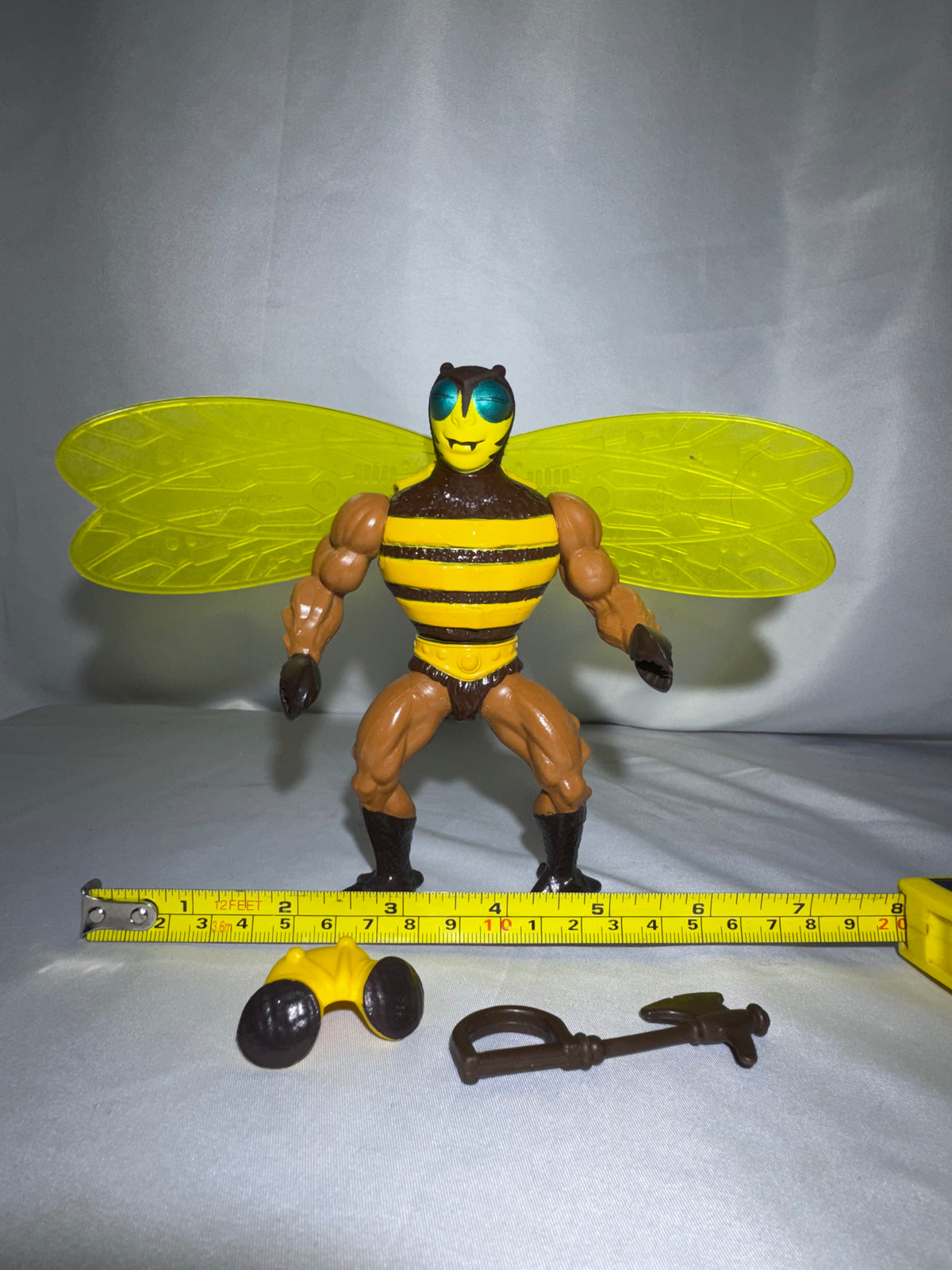 Vintage 1984 Mattel Masters of the Universe Buzz-Off Action Figure w/ Wings, Helmet & Axe