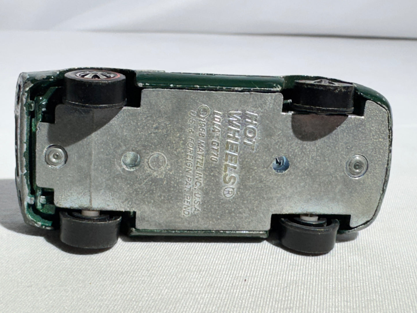 Hot Wheels Redline Lola GT70 – Dark Green – 1960s Vintage