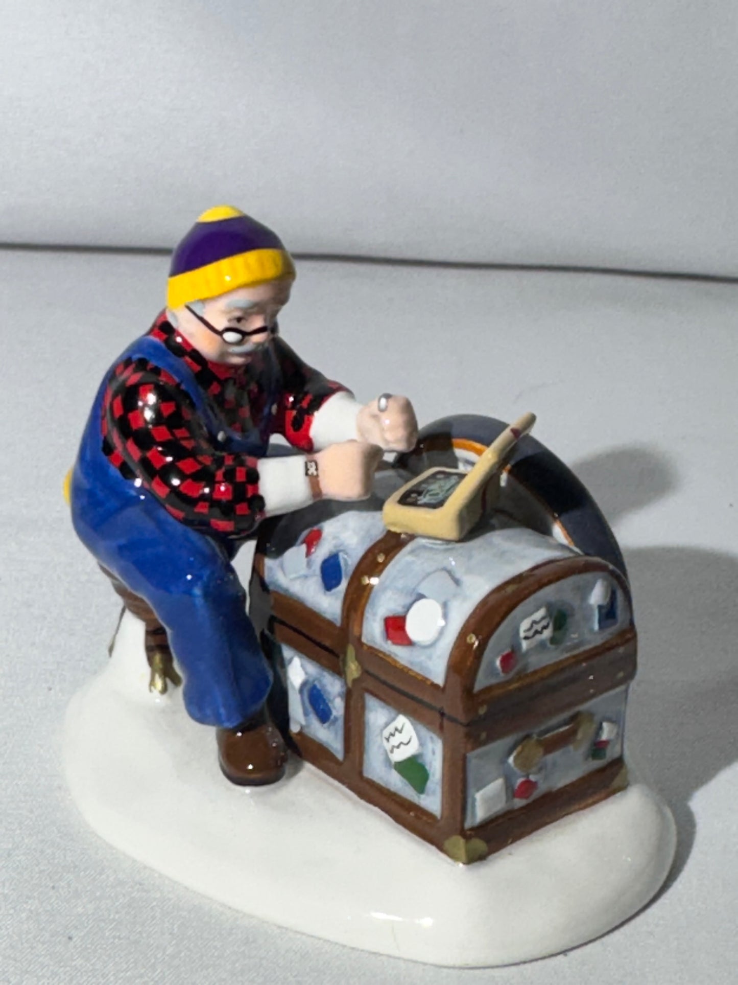 Department 56 The Original Snow Village “Another Man’s Treasure” #54976 – 2 of 3 Pieces