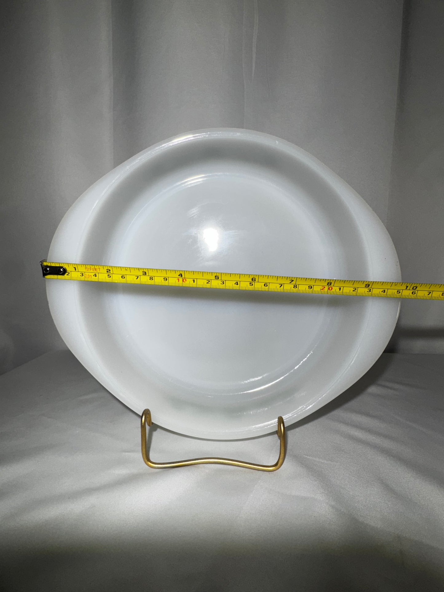 Vintage Glasbake Milk Glass Green Daisy Round Baking Casserole Dish Jeannette Glass