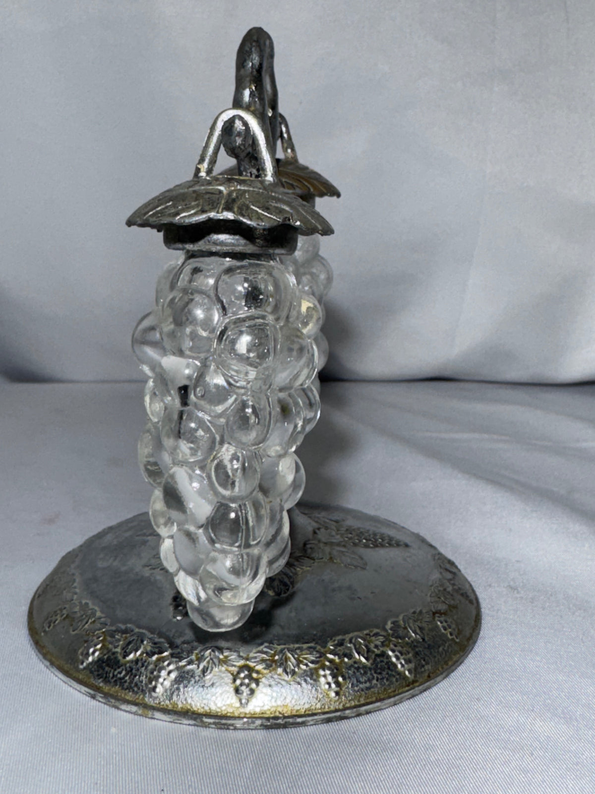 Vintage Clear Glass Hanging Grape Salt & Pepper Shaker Set w/ Metal Tree Stand – Made in Japan