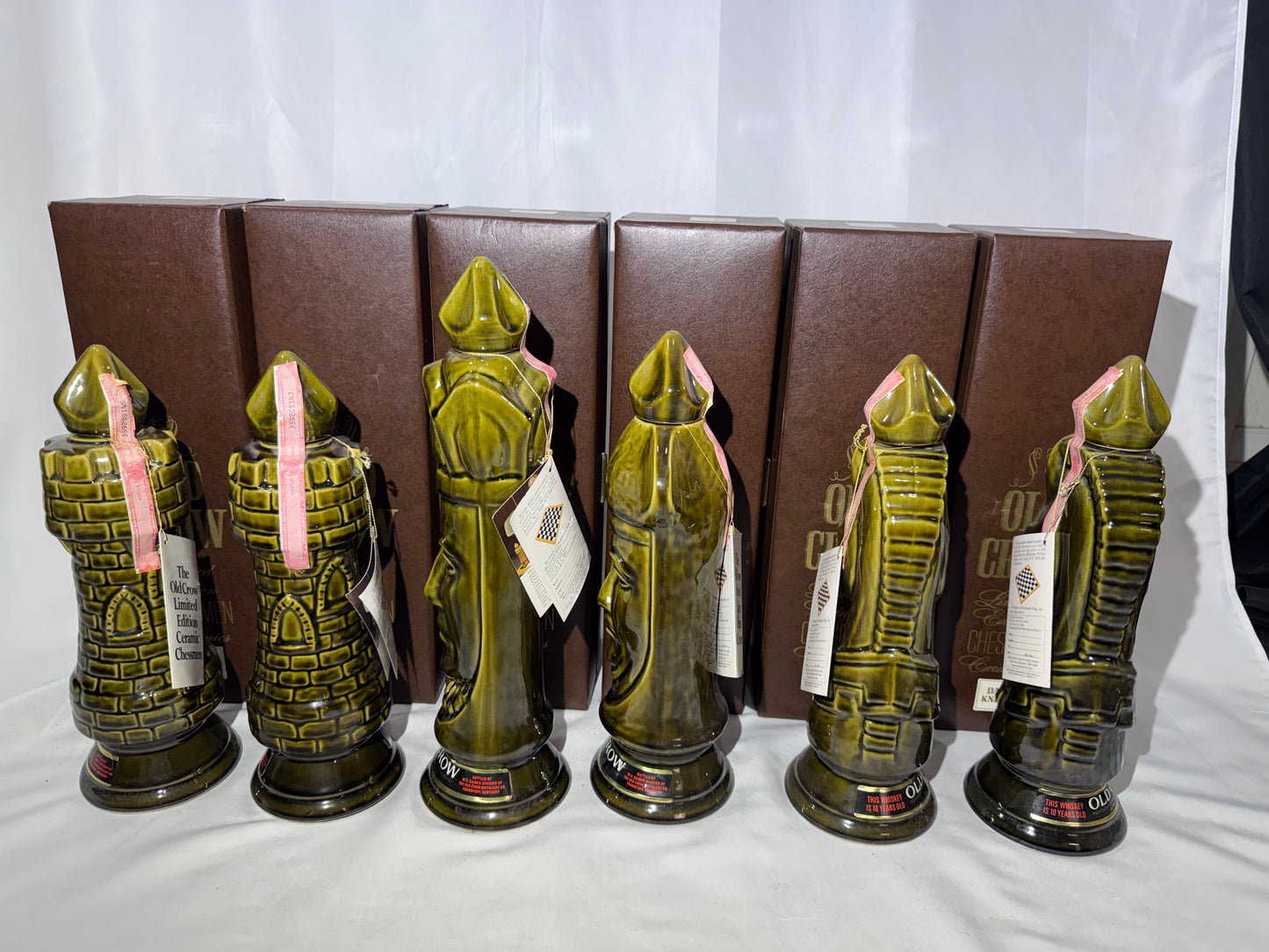 Vintage Old Crow Kentucky Straight Bourbon Whiskey Chessmen – Dark Green – Set of 6